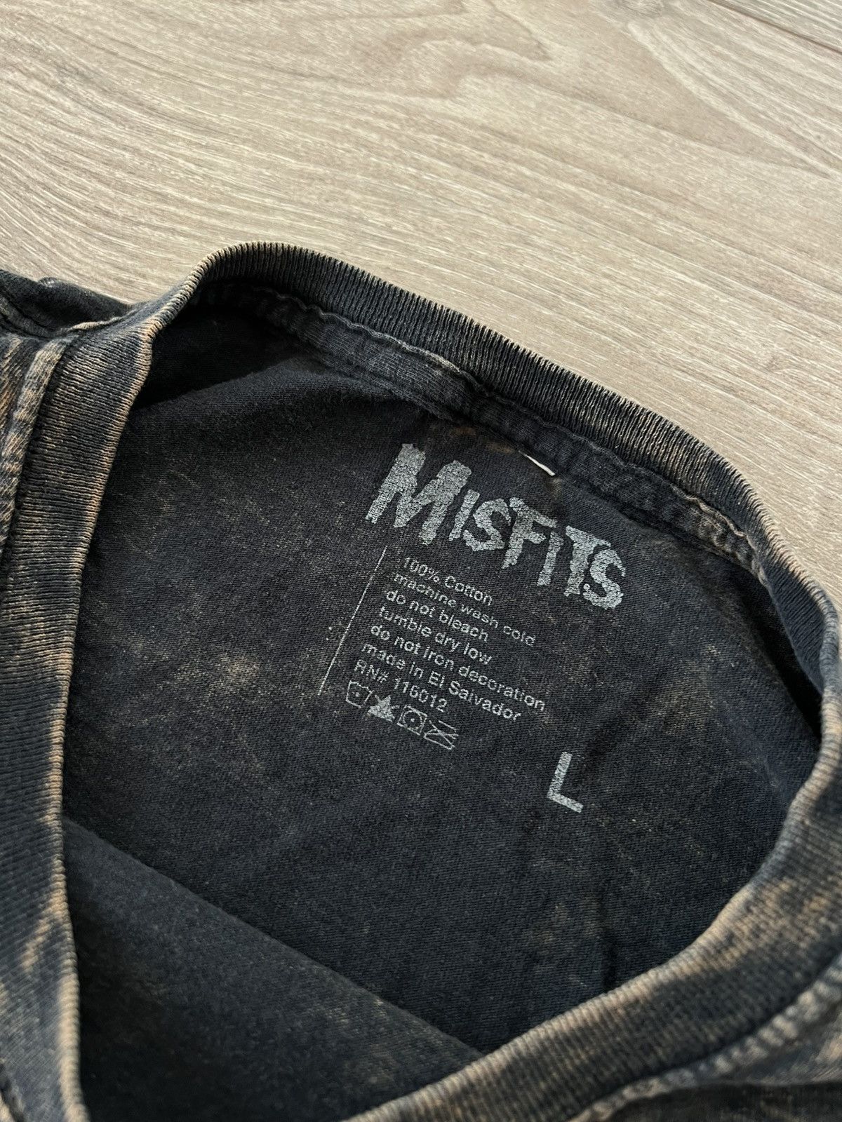 Misfits Abstract Pattern Misfits Big Logo Vintage Merch Tee Size US L / EU 52-54 / 3 - 16 Thumbnail