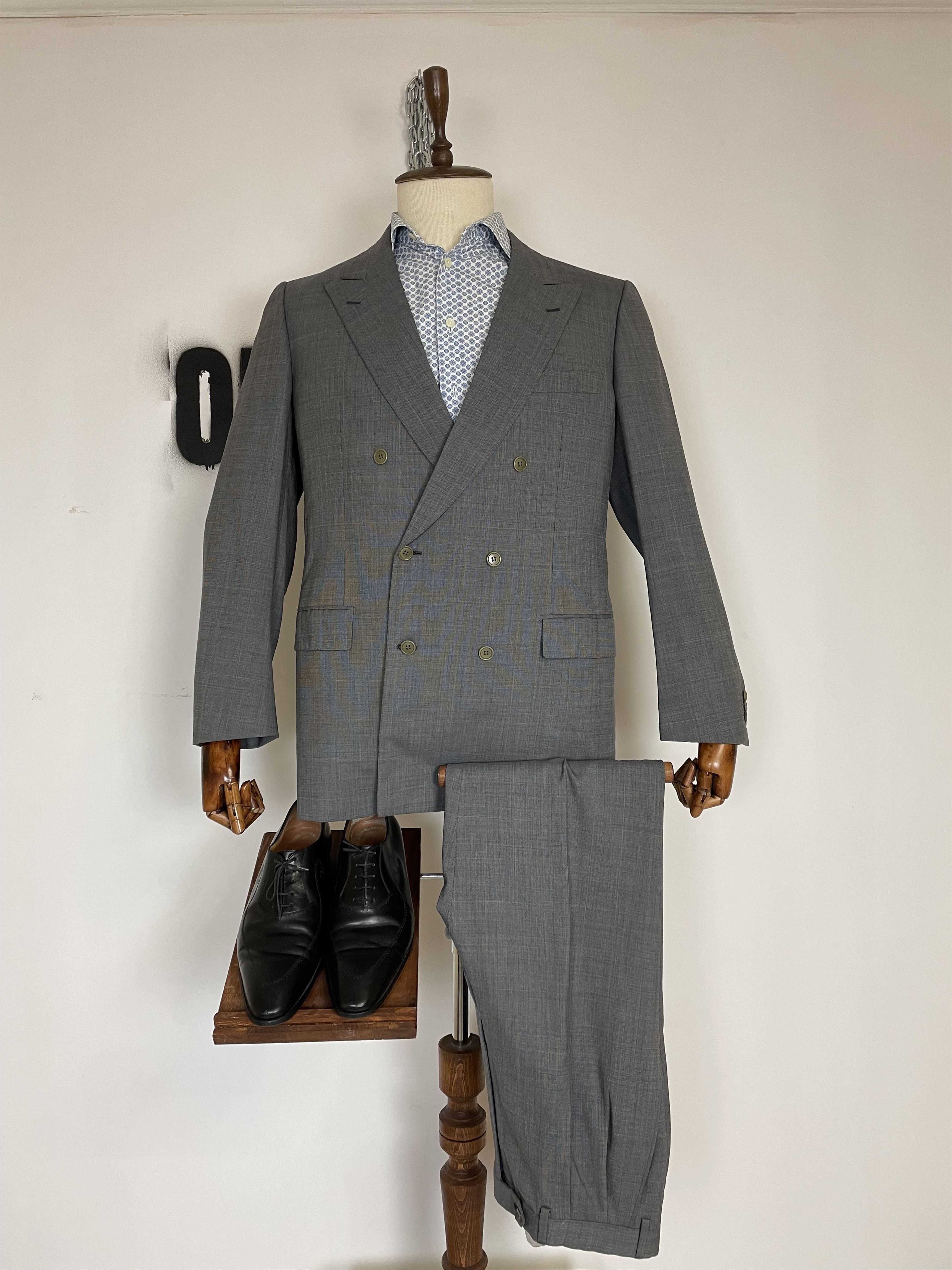 Brioni Vintage Wool Suit Double Breasted Size 48R