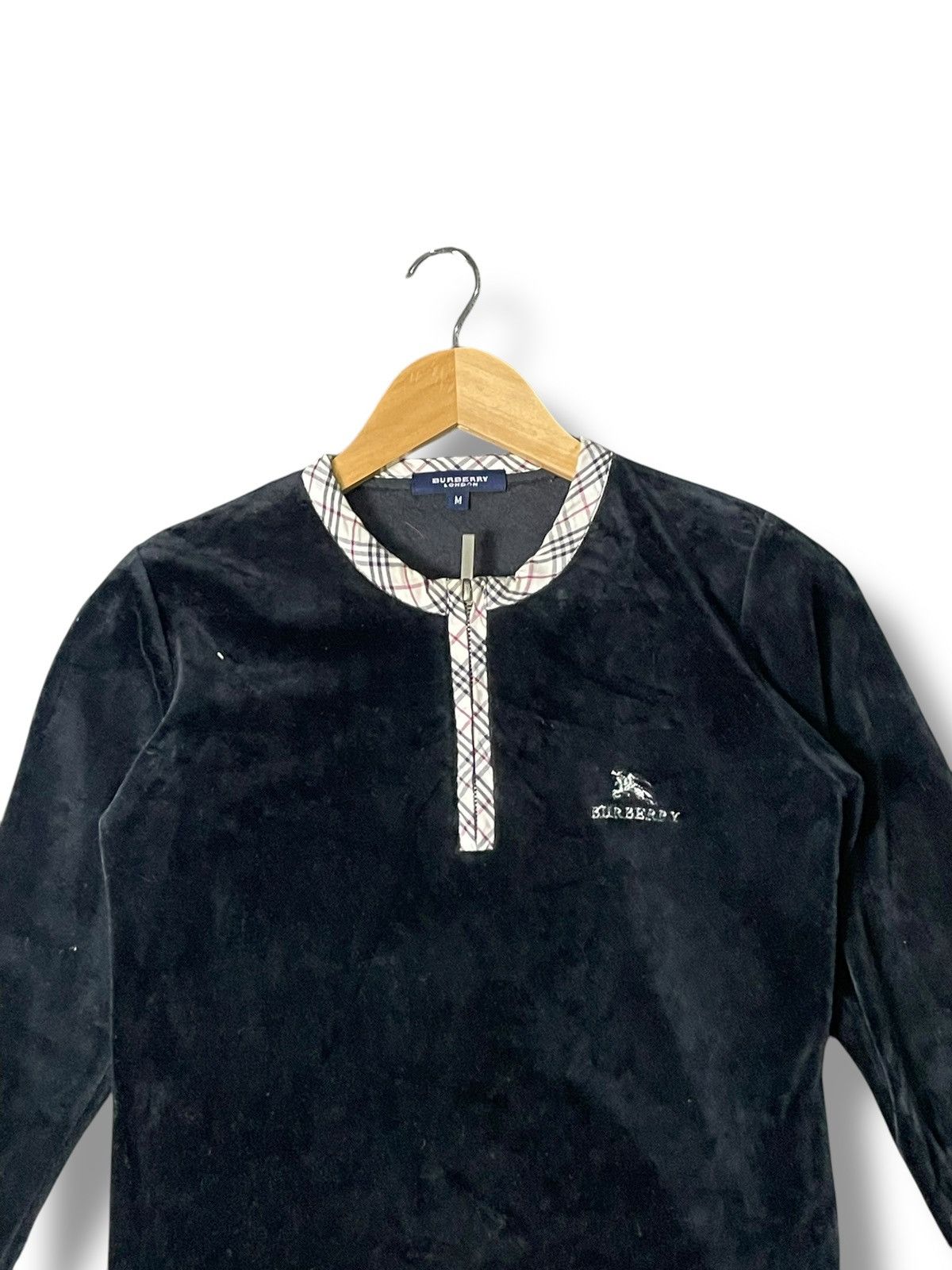 Burberry × Designer × Vintage Burberry Women Half Zipper Crop Top (42) Size M / US 6-8 / IT 42-44 - 2 Thumbnail