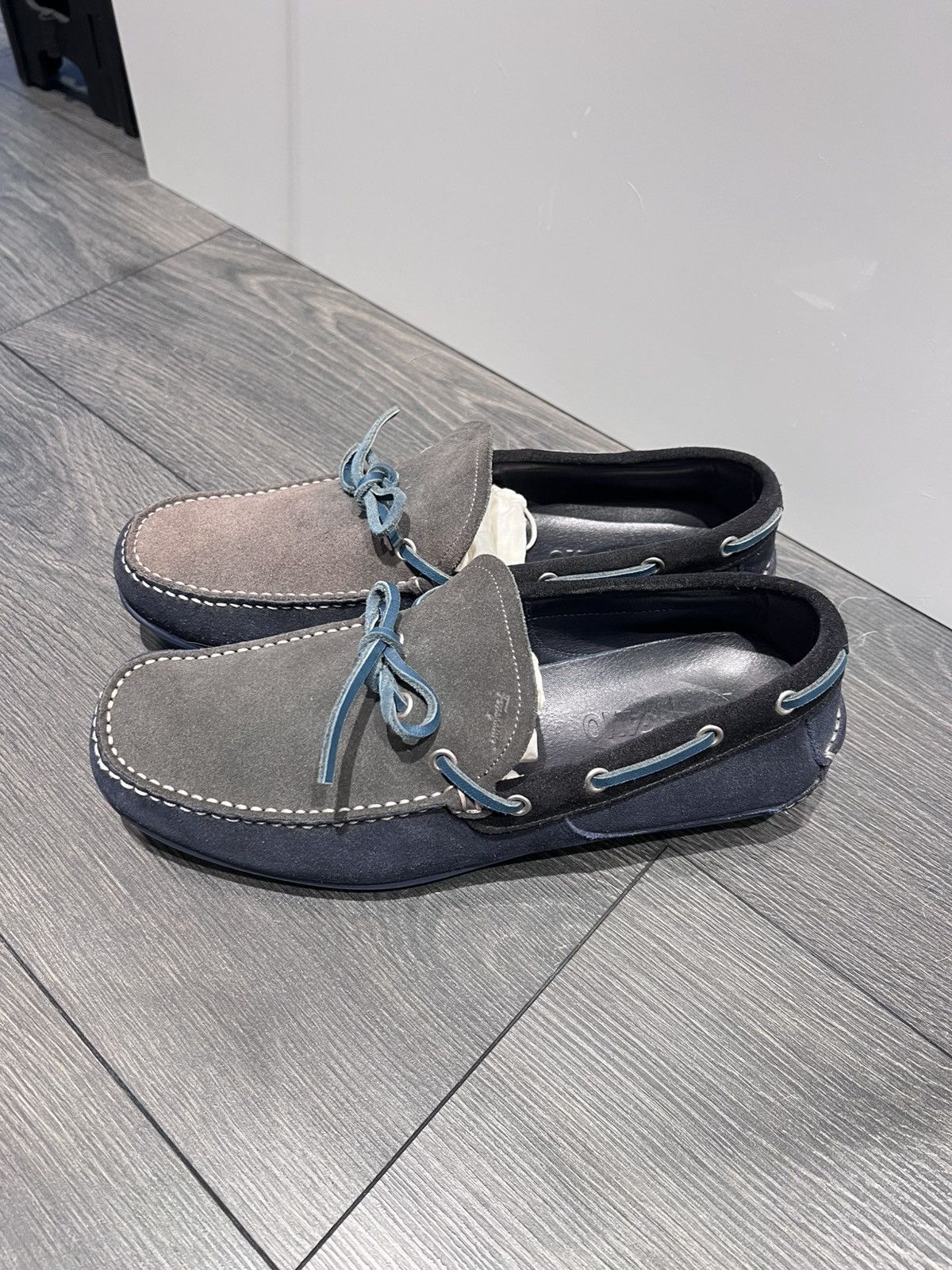 Salvatore Ferragamo Men’s driver Size US 7.5 / EU 40-41 - 2 Thumbnail