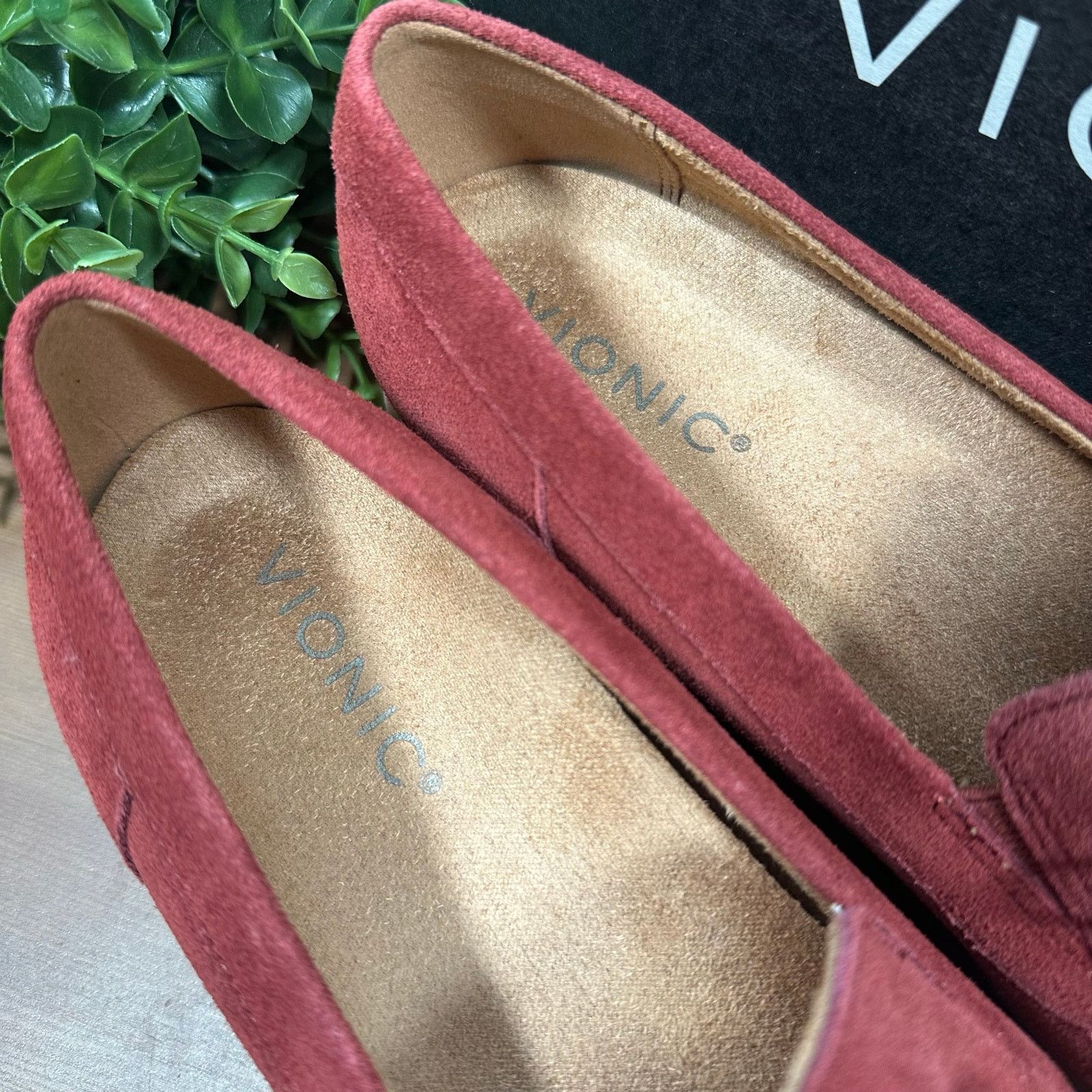 Vionic Vionic Women's Finley Suede Bow Loafers Size 9.5 Size US 9.5 / IT 39.5 - 8 Thumbnail