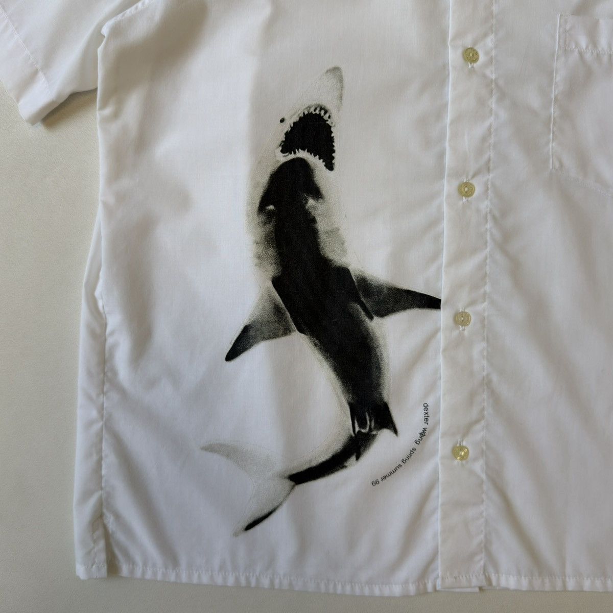 Dexter Wong S/S 1999 ‘Shark’ Print White Shirt Size US M / EU 48-50 / 2 - 8 Thumbnail