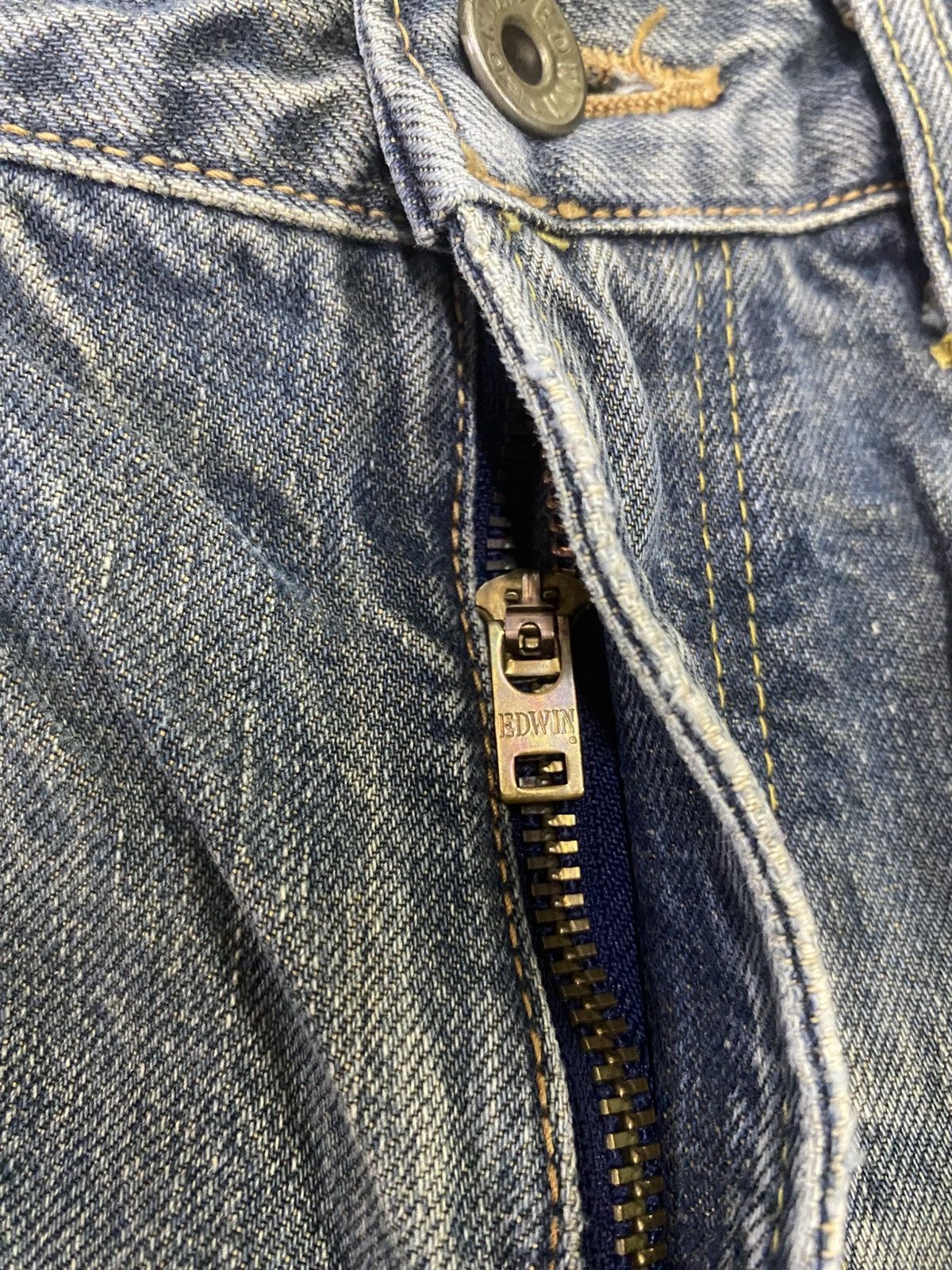 Edwin Size 29x32 Vintage Edwin 505x Distressed Denim Jeans Size US 29 - 11 Thumbnail