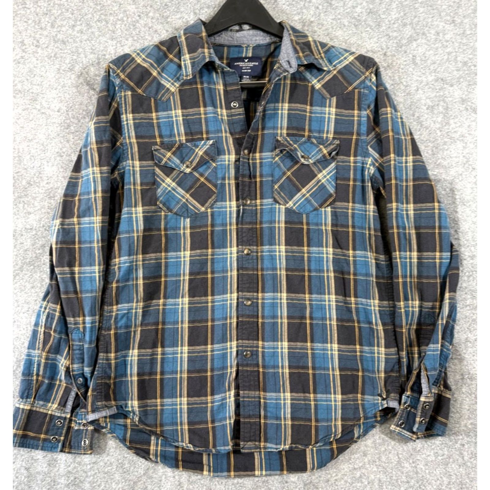 American Eagle Outfitters VINTAGE? No. American Eagle Outfitters Western Shirt Mens M Blue Plaid Slim Fit Pearl Snap Shirt Mens M Blue Plaid Slim Fit Pearl Snap Size US M / EU 48-50 / 2 - 2 Thumbnail