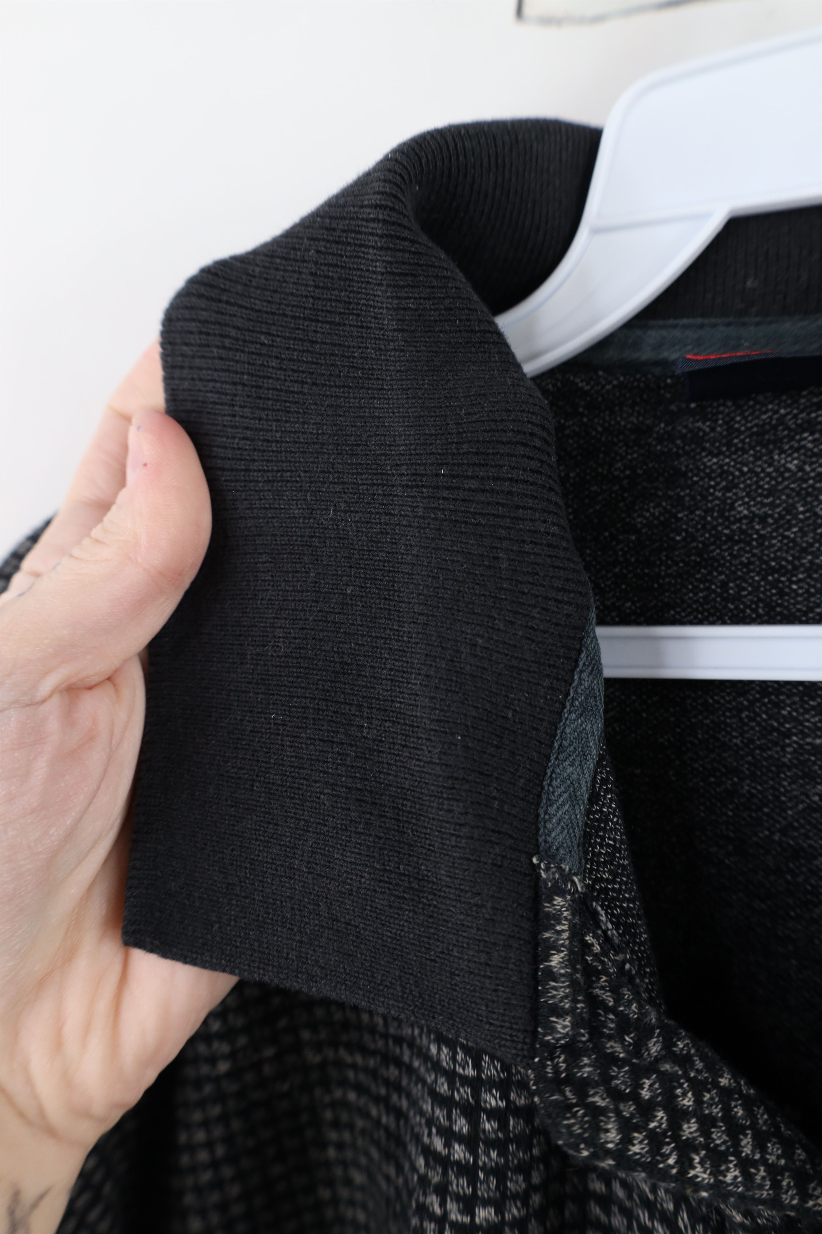 Vintage Vintage 90s Streetwear Geometric Long Sleeve Polo Shirt Size US M / EU 48-50 / 2 - 9 Thumbnail