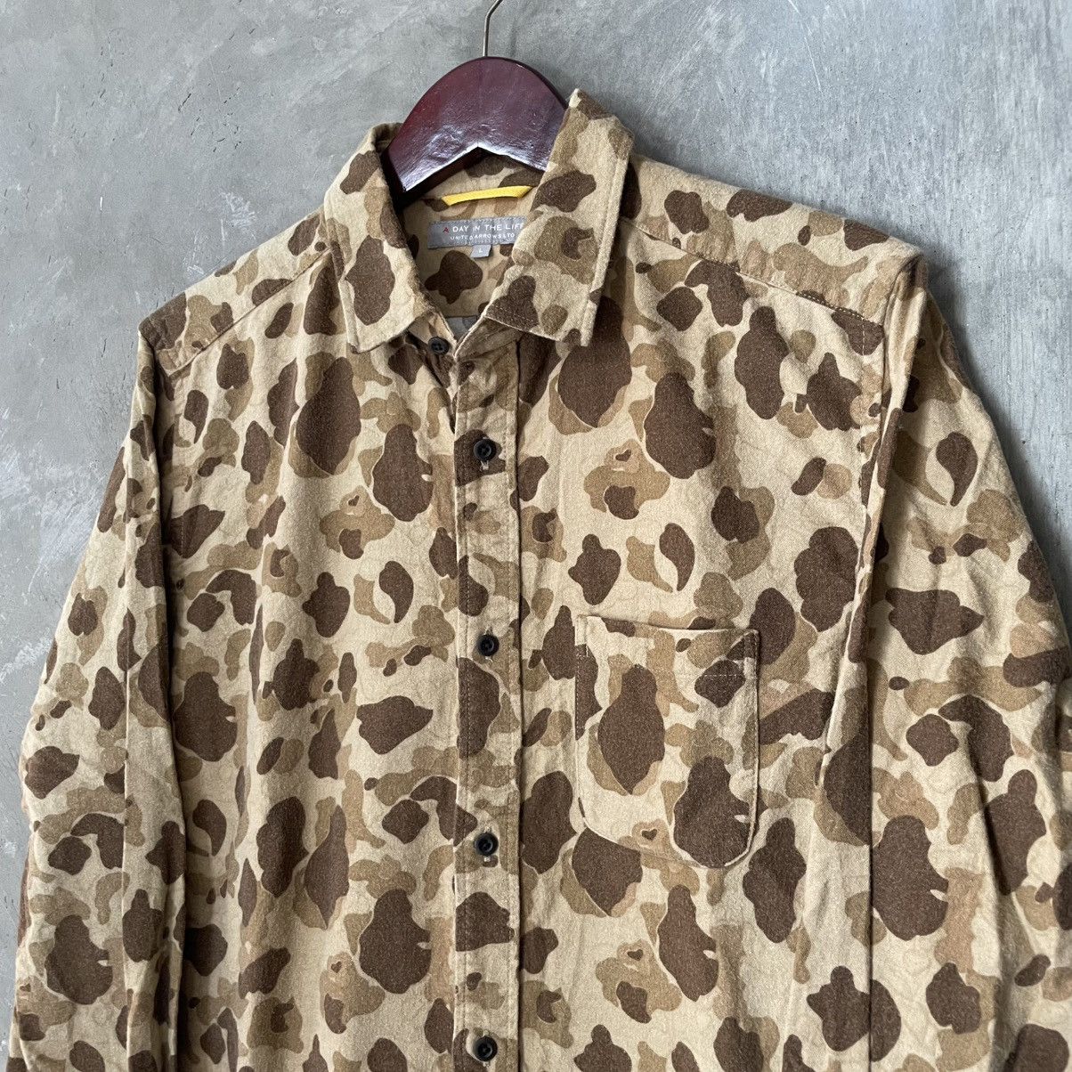 Japanese Brand × United Arrows United Arrows Ltd Tokyo Japanese Brand Duck Camouflage Shirt Size US L / EU 52-54 / 3 - 2 Thumbnail