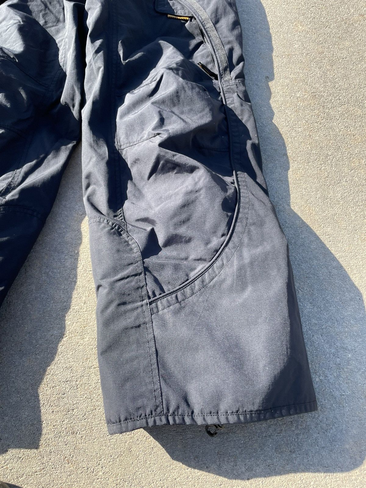 Oakley × Vintage INSANE VINTAGE 2000s OAKLEY SOFTWEAR SKI PANTS Size US 30 / EU 46 - 4 Thumbnail