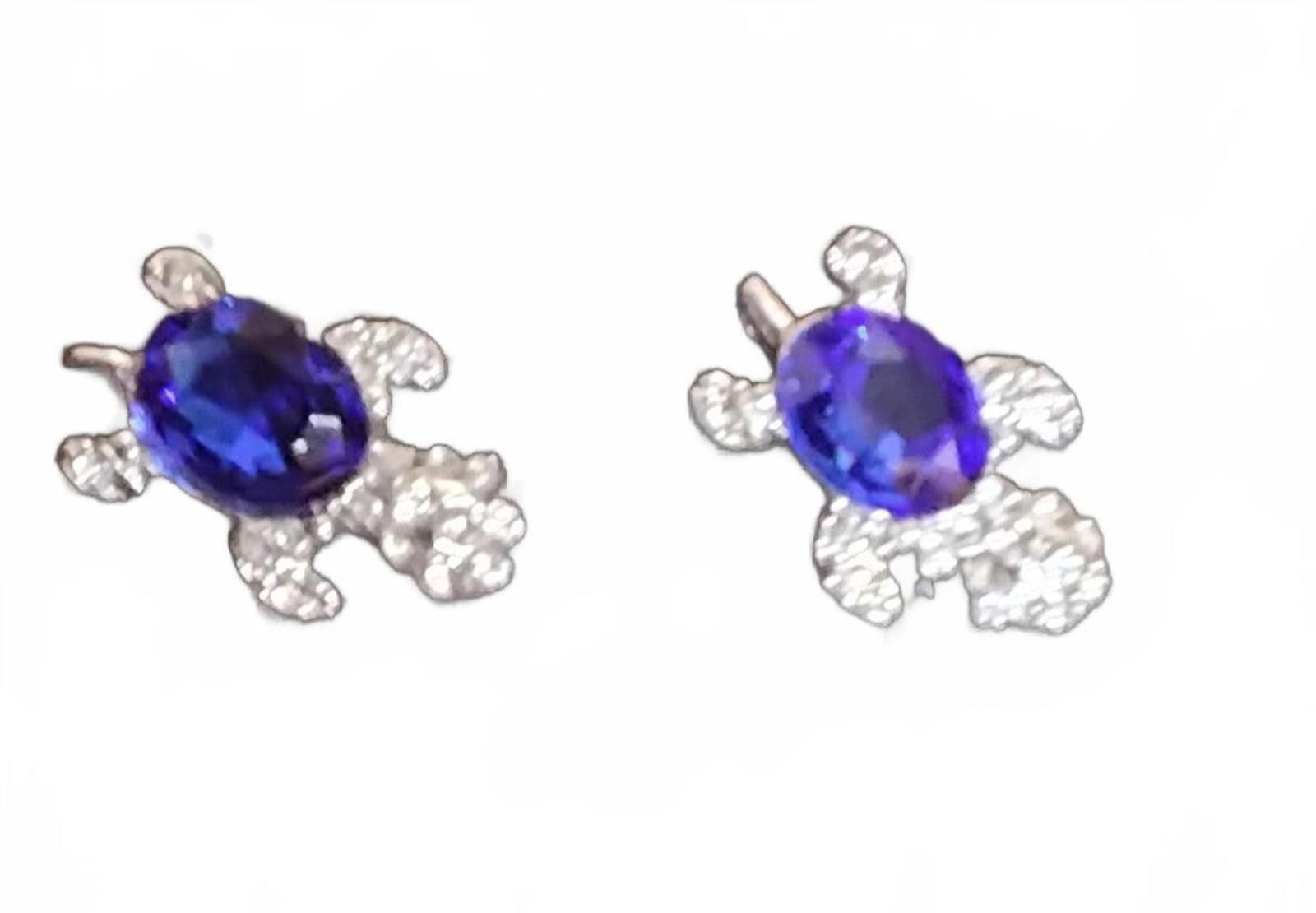 The Unbranded Brand Sparkling Turtle Earrings - Grab These Cute Gems Fast! Size ONE SIZE - 2 Thumbnail