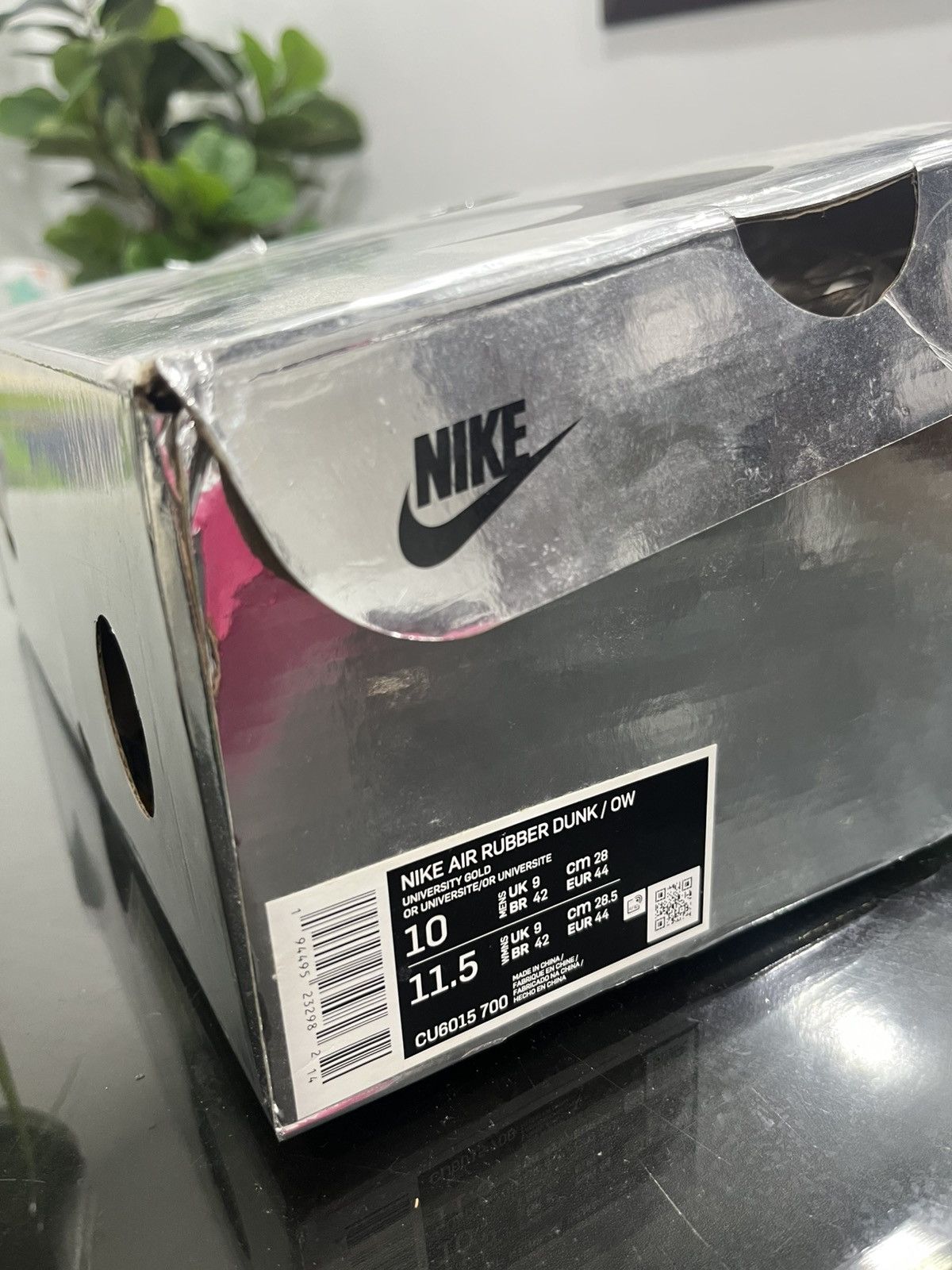 Nike × Off-White Nike Off White Rubber Dunk University Gold Size US 10 / EU 43 - 14 Thumbnail