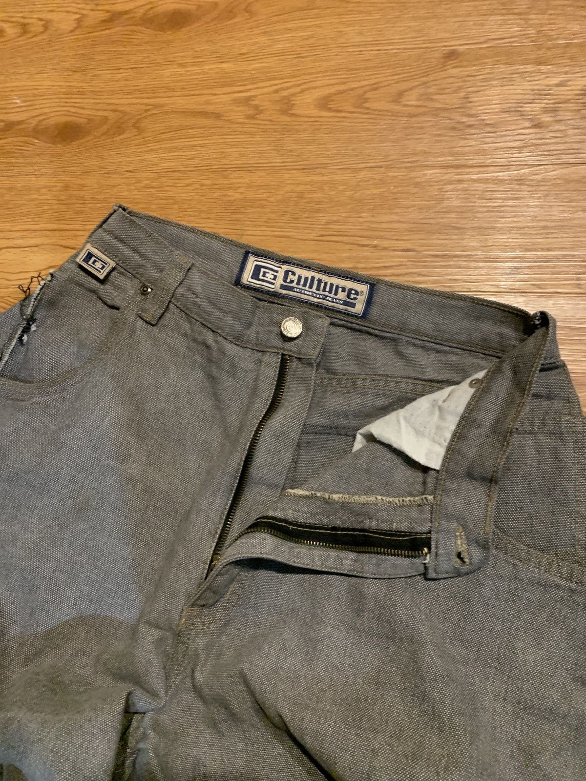 Vintage baggy vintage y2k “culture” jeans Size US 29 - 6 Thumbnail