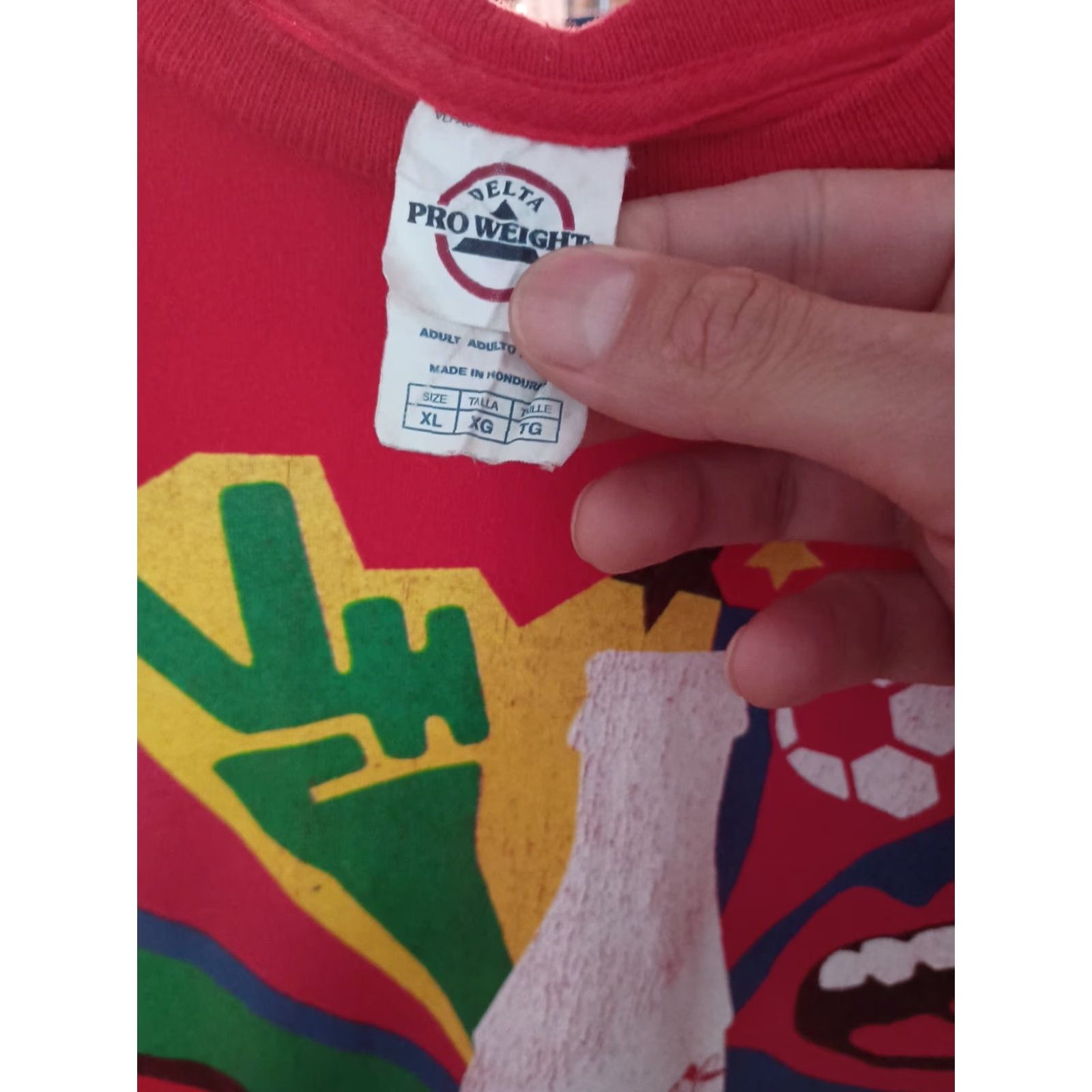 Vintage VINTAGE Coca-Cola T-shirt Soccer Vibes XL Red Mens Shirt 100% Cotton Delta Pro Short Sleeve Size US XL / EU 56 / 4 - 2 Thumbnail