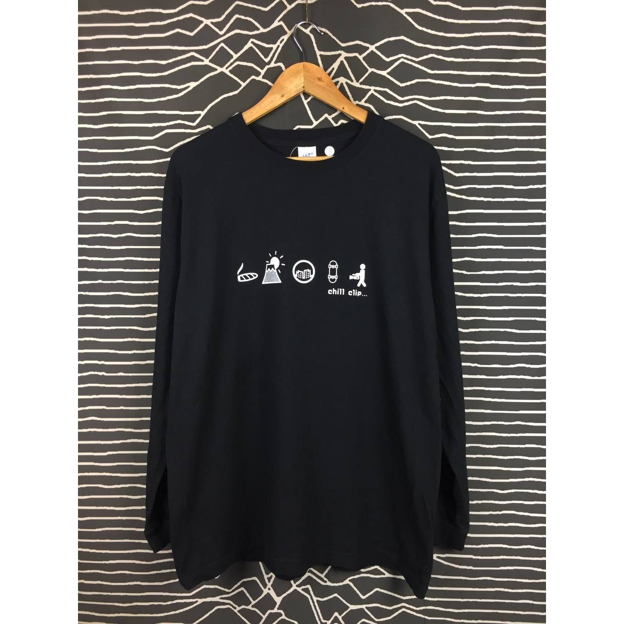 Japanese Brand Chill Clip Urban Lifestyle Long Sleeve Tee Size US XL / EU 56 / 4 - 1 Thumbnail