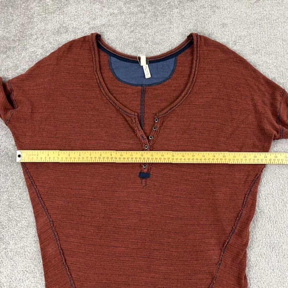 Free People FREE PEOPLE Top Womens PS Small Beach Haven Rusty Red Henley Tee Cotton Roll Tab Shirt Petite Womens Mens? Size S / US 4 / IT 40 - 6 Thumbnail