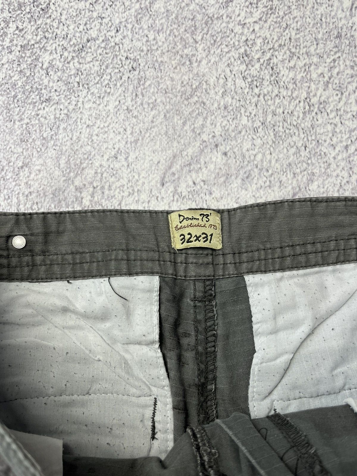 Japanese Brand RARE VINTAGE FADED STREETWEAR CAMO CARGO PANTS Y2K Size US 32 / EU 48 - 11 Thumbnail