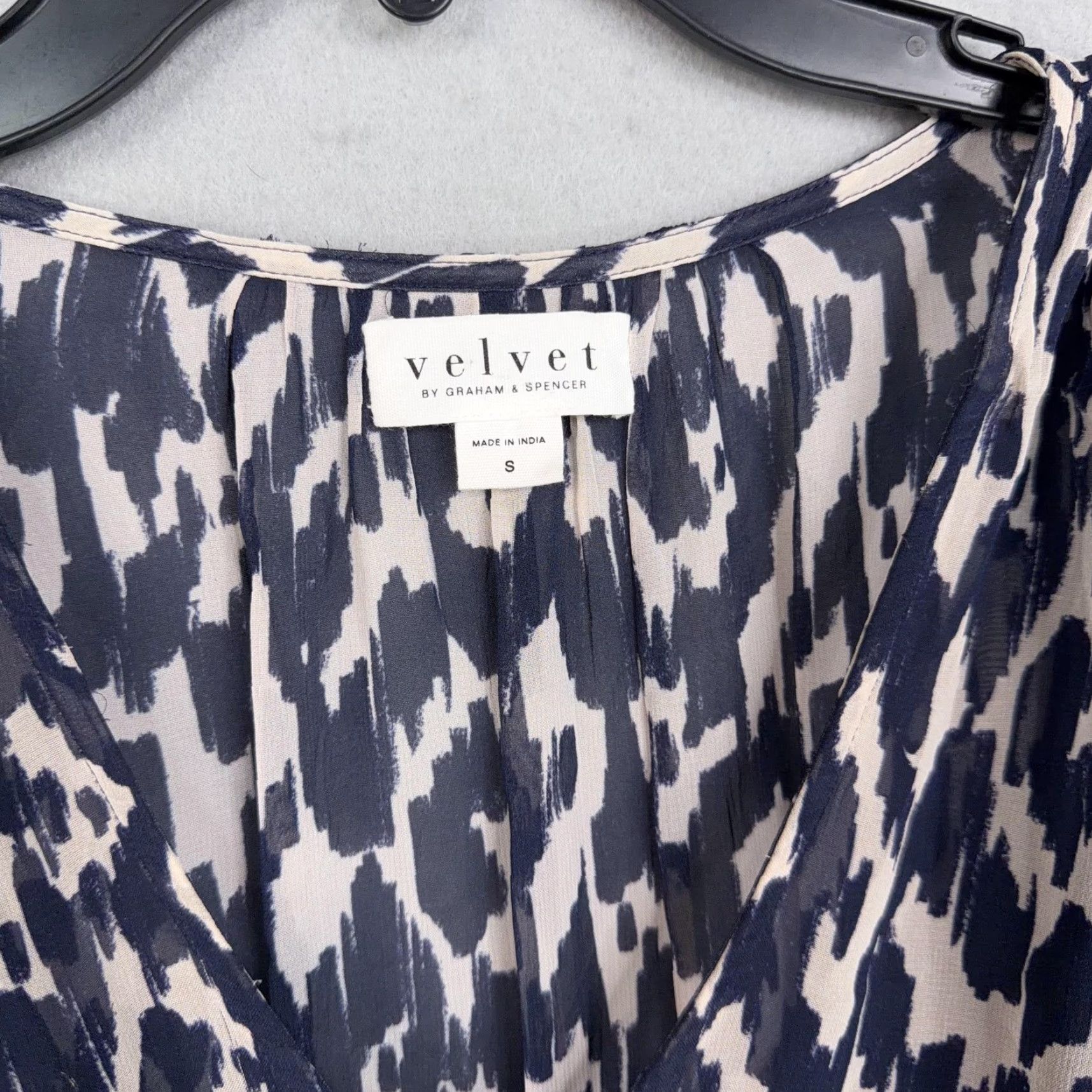 Velvet Velvet by Graham & Spencer Dress Womens Small Blue Animal Print V-Neck Long Balloon Sleeve Midi Casual Modern Dressy Size S / US 4 / IT 40 - 5 Thumbnail