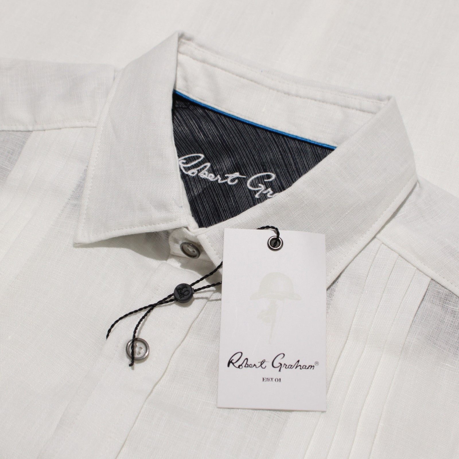 Robert Graham Robert Graham New with tags Shirt Size M US In White Size US M / EU 48-50 / 2 - 1 Thumbnail