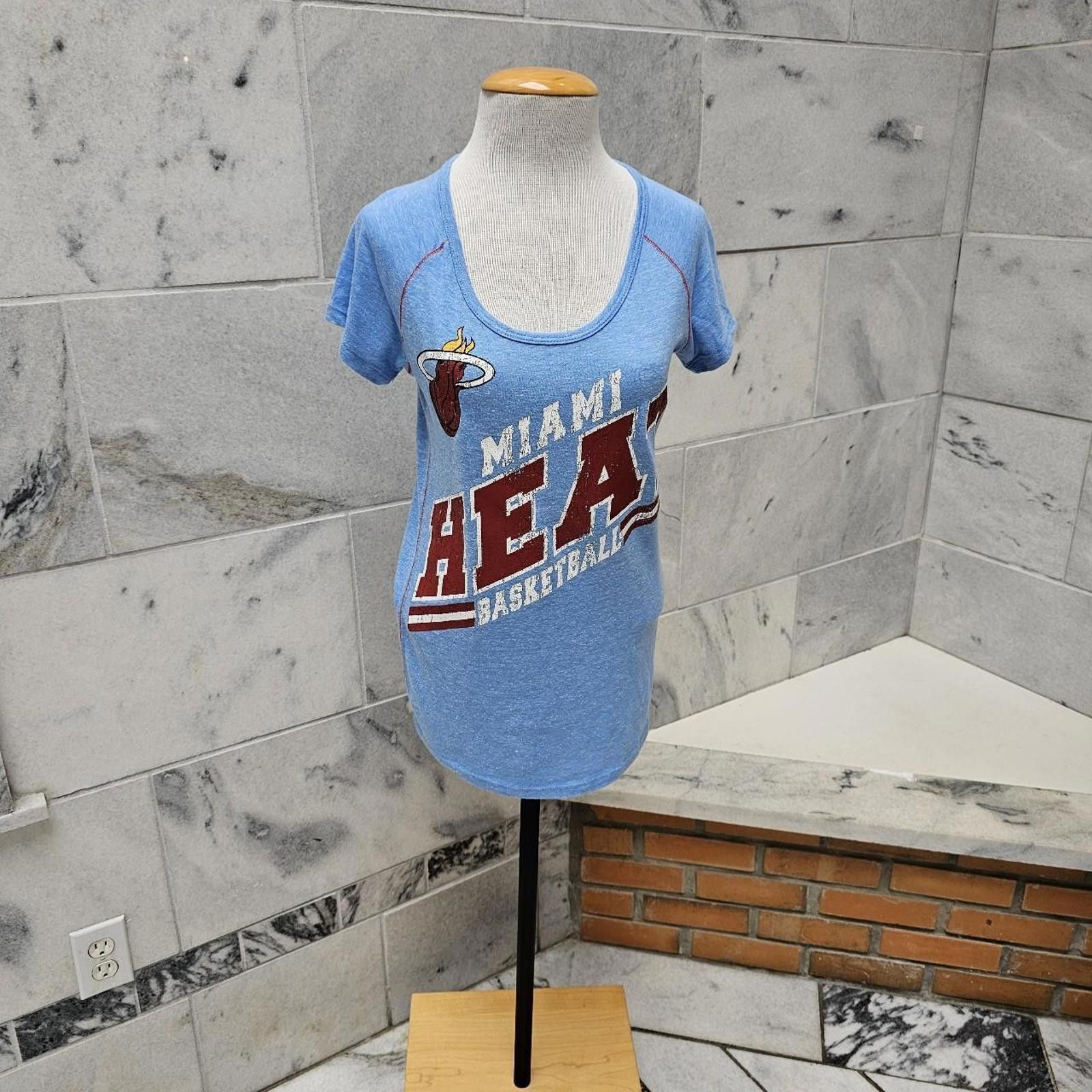 NBA NBA Miami Heat Basketball Women's Blue T-shirt Size M / US 6-8 / IT 42-44 - 7 Thumbnail
