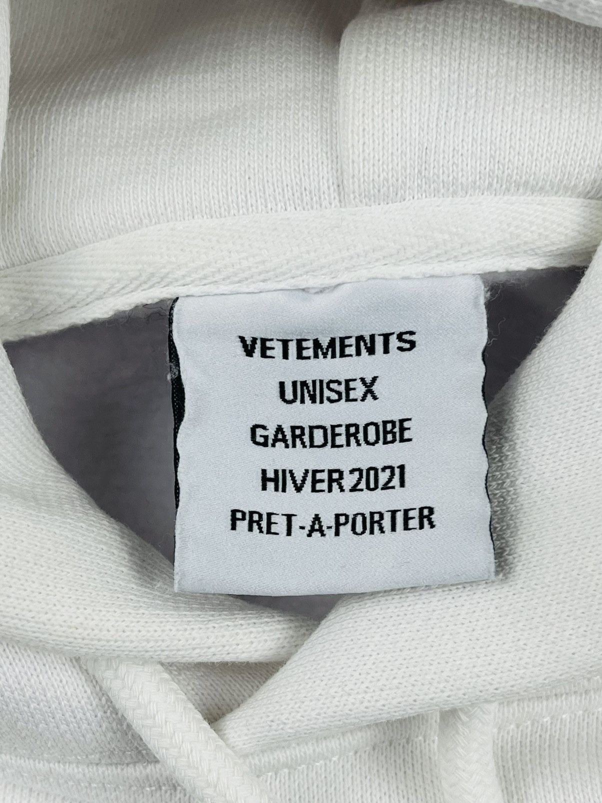 Vetements AW20 Vetements Love Is Us Minikim Holland Hoodie White Size US S / EU 44-46 / 1 - 7 Thumbnail