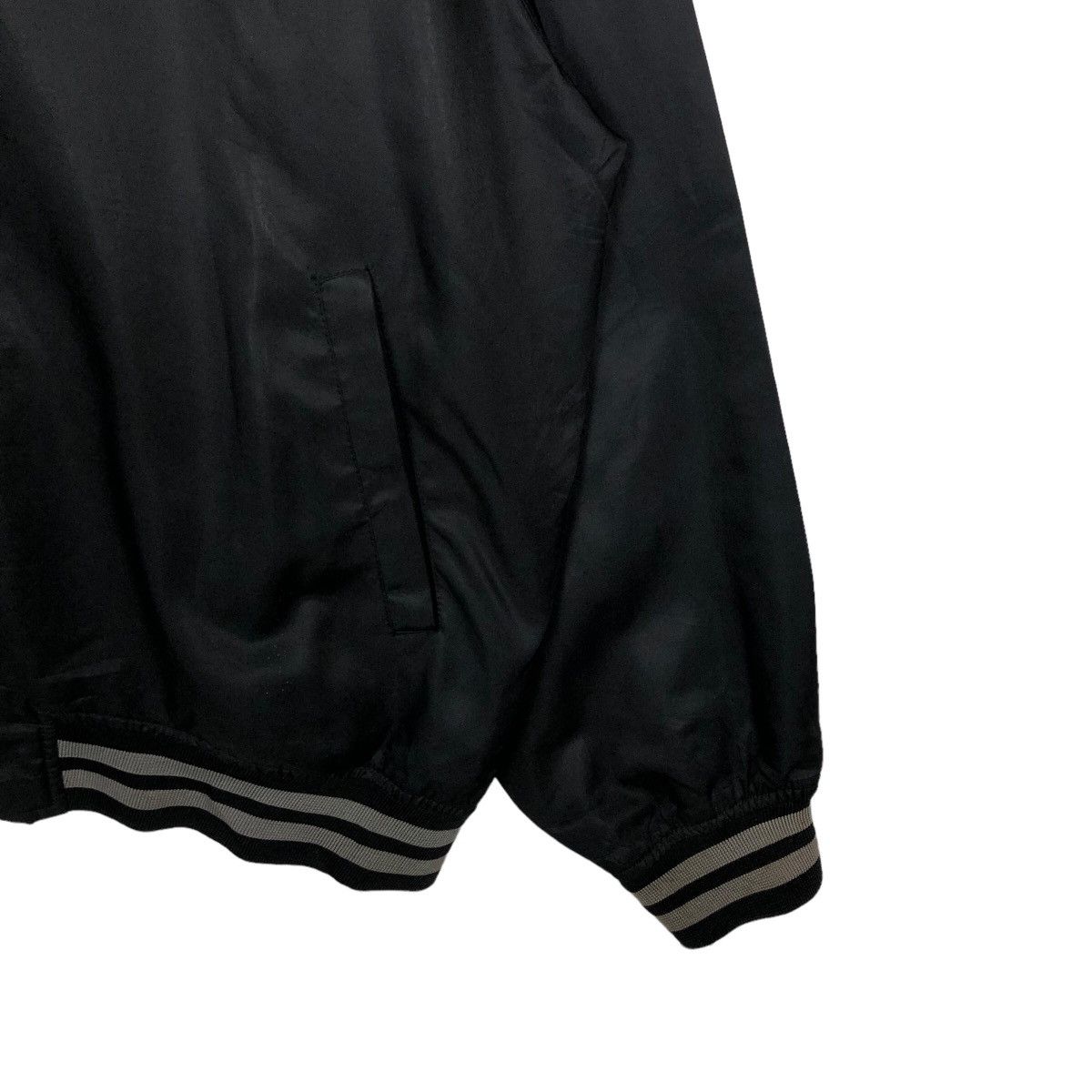 Japanese Brand VINTAGE SATIN BOMBER JACKET SUNTORY COFFEE BIG LOGO Size US M / EU 48-50 / 2 - 4 Thumbnail