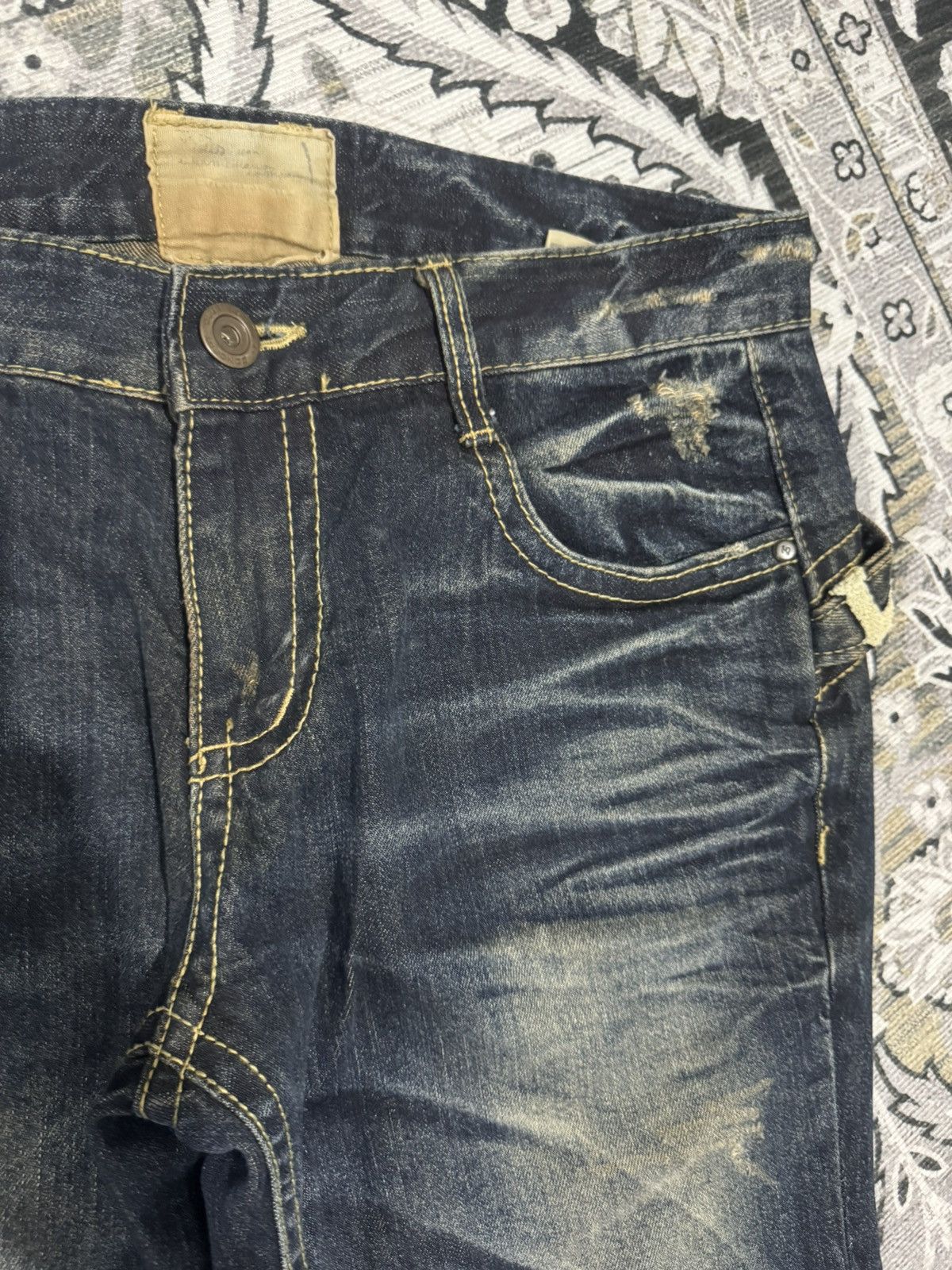 Japanese Brand Lolita Jeans Denim Yoshitomo Nara Collaboration Size XL Size US 36 / EU 52 - 8 Thumbnail