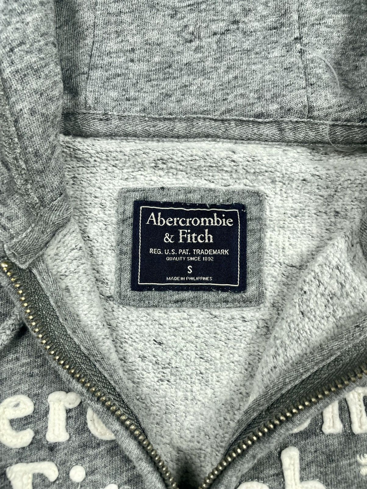 Abercrombie & Fitch Abercrombie & Fitch S Zip Hoodie Gray Old Money Classic G Size S / US 4 / IT 40 - 3 Thumbnail
