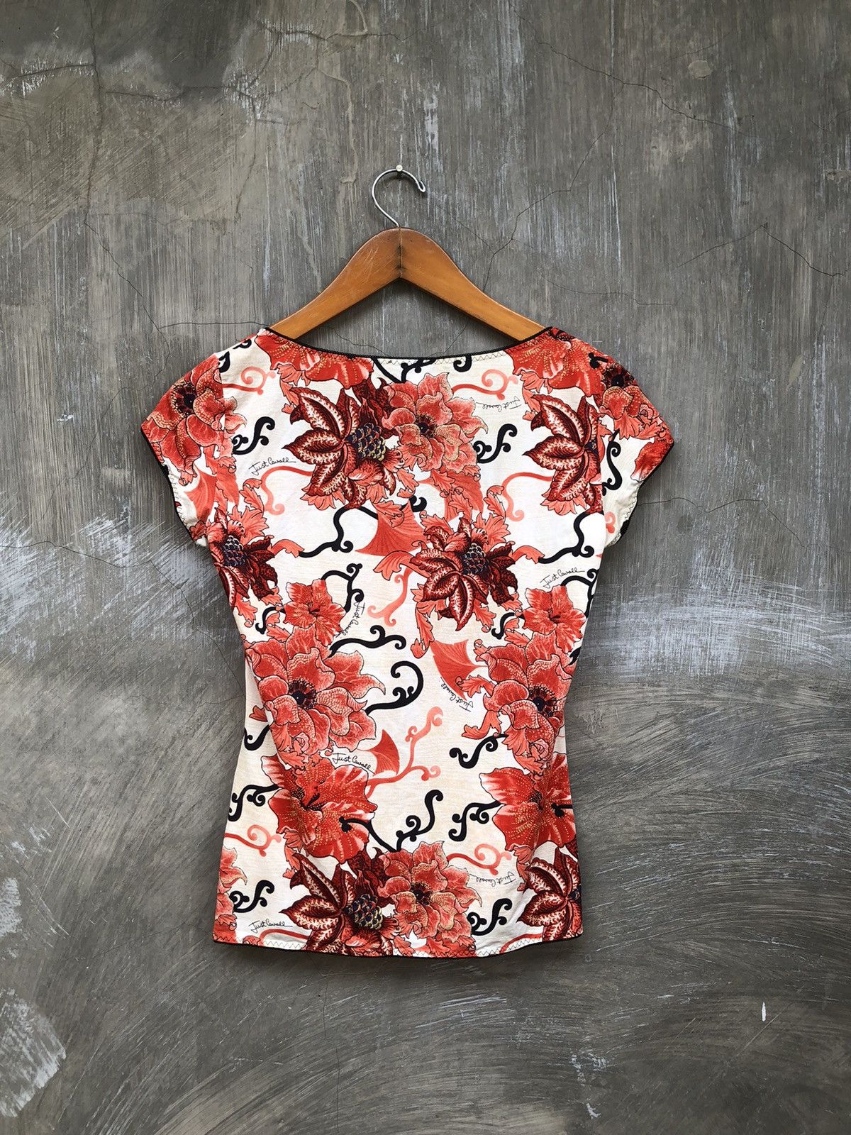 Just Cavalli Just Cavali Underwear Floral T-shirt Size L / US 10 / IT 46 - 7 Thumbnail