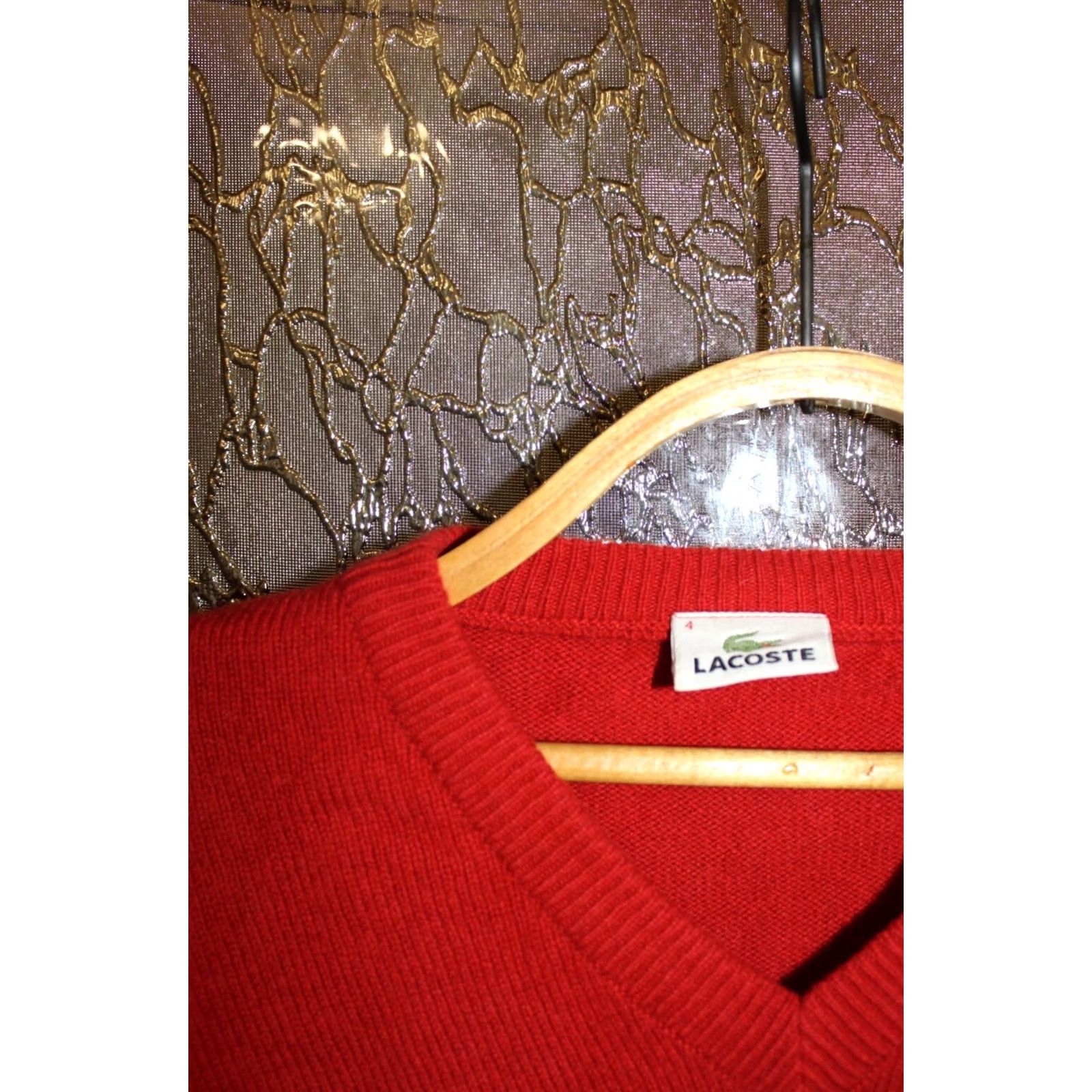 Lacoste VINTAGE Lacoste Jumper Sweatshirt Wool Red Sweatshirt Wool V-Neck Men 4 Regular Red 55 68.5cm 80.5cm Mens Size US S / EU 44-46 / 1 - 3 Thumbnail