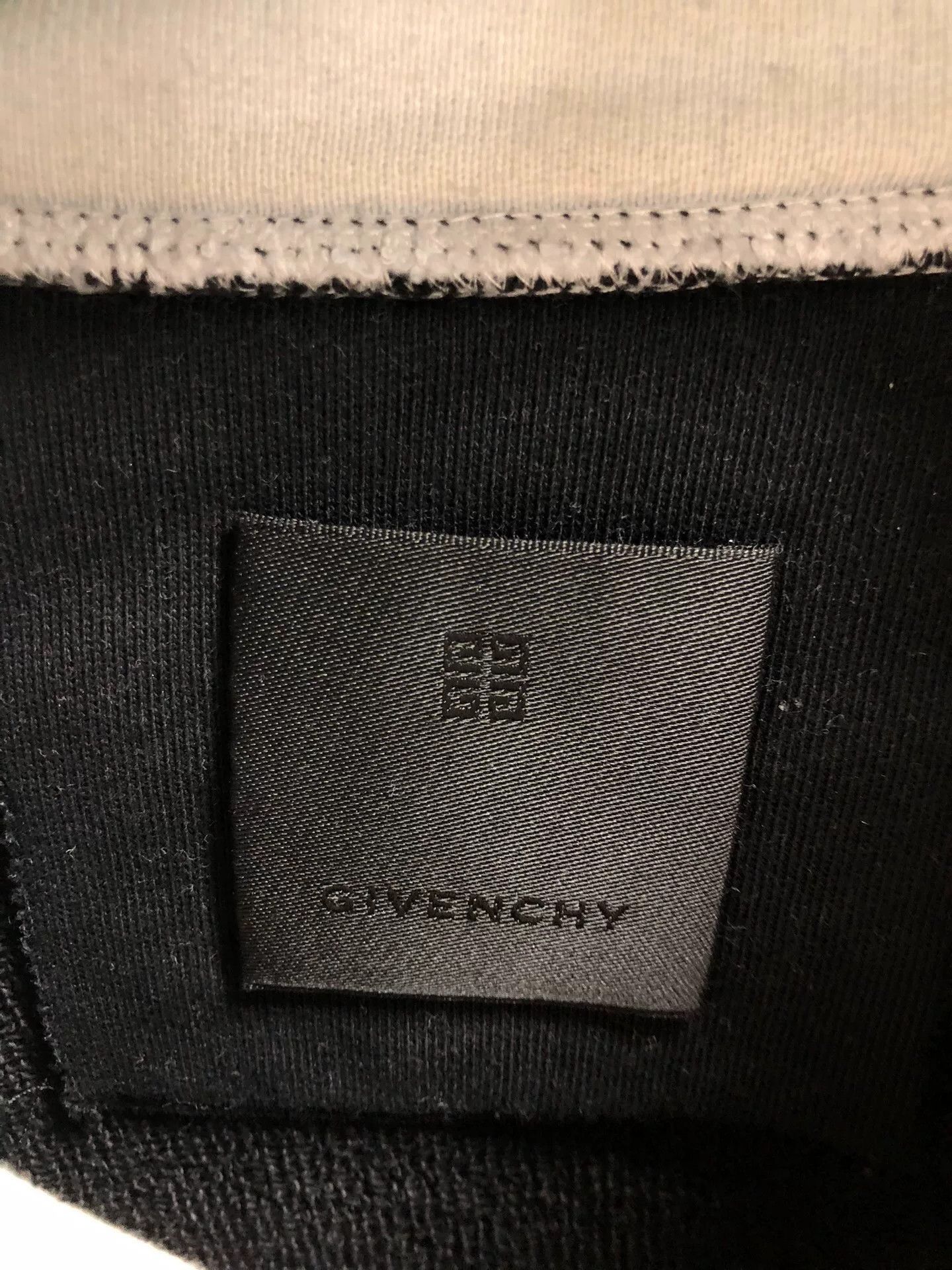 Givenchy givenchy dragon year logo long sleeve sweatshirt. Size US XXL / EU 58 / 5 - 3 Thumbnail