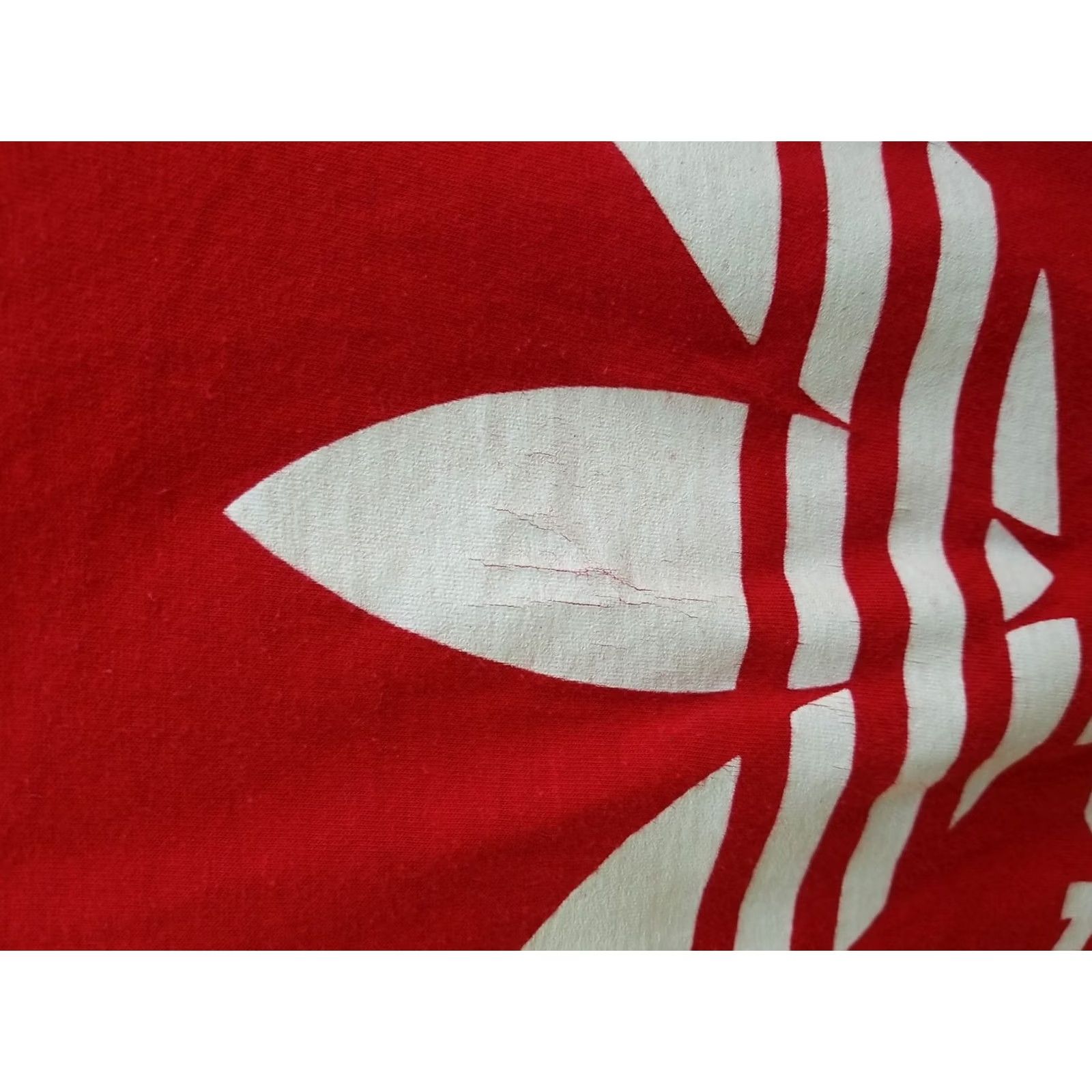 Adidas Revised Title: VINTAGE Adidas Men Large Red Classic 90s Trefoil Logo Casual Cotton Tee Size US L / EU 52-54 / 3 - 2 Thumbnail