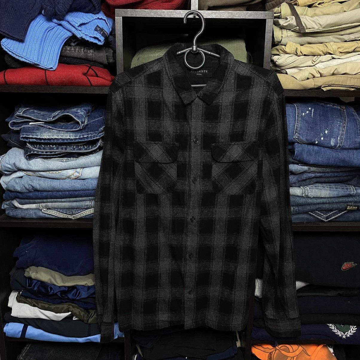 Allsaints Designer Allsaints Basic Multipocket button up overshirt Size US S / EU 44-46 / 1 - 1 Thumbnail