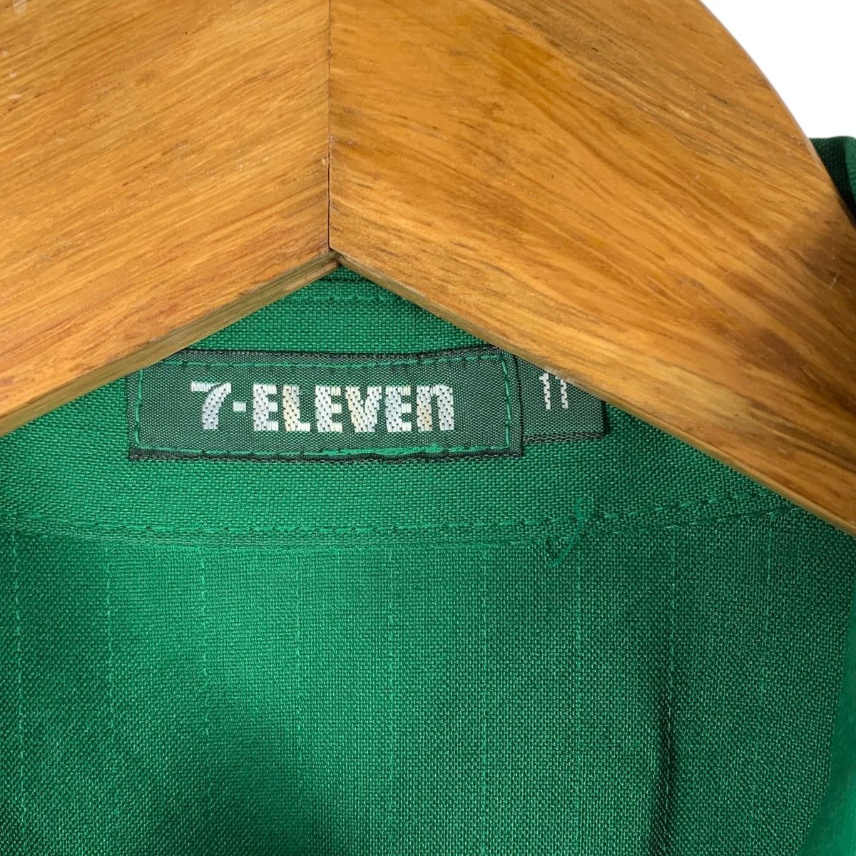 Vintage 7-ELEVEN 7E Seven 11 Supermarket Convenience Store Workwear Size US M / EU 48-50 / 2 - 6 Thumbnail