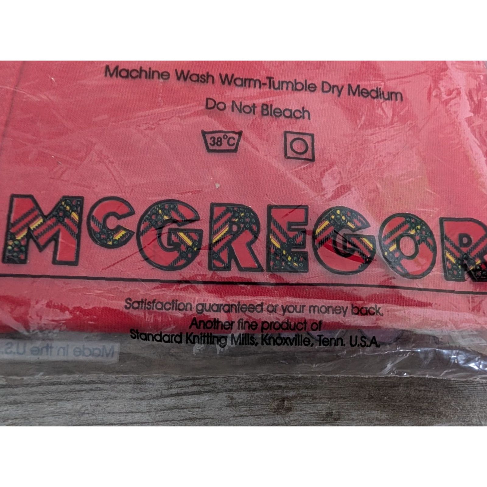 McGregor Vtg McGregor 50/50 Pocket Red T-Shirt Large Men Regular 80s Stitch Crew Neck Short Sleeve USA Size US L / EU 52-54 / 3 - 7 Thumbnail