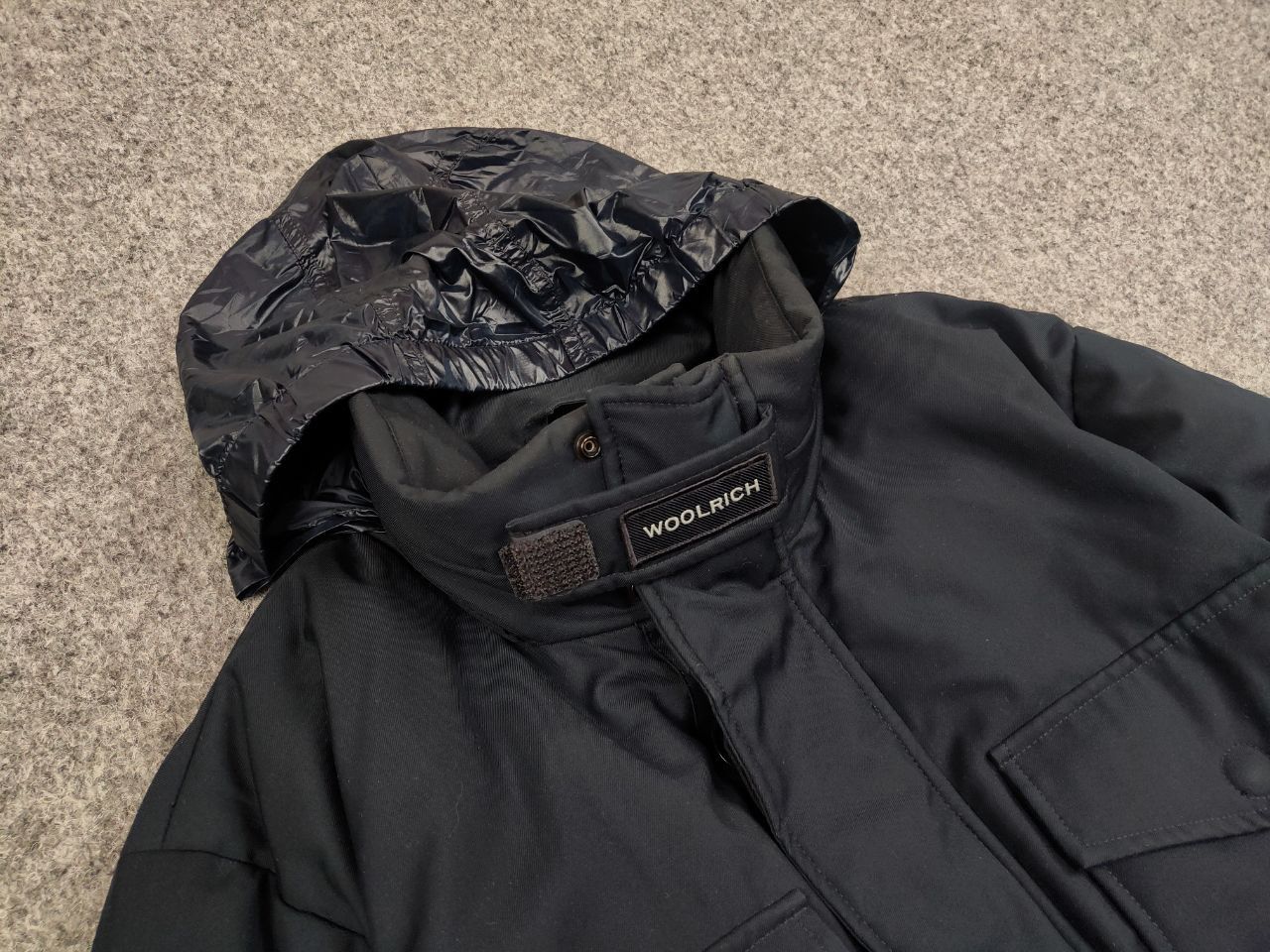 Woolrich Woolen Mills Woolrich Design Classic Navy Pocket Mens Down Jacket Size US L / EU 52-54 / 3 - 4 Thumbnail