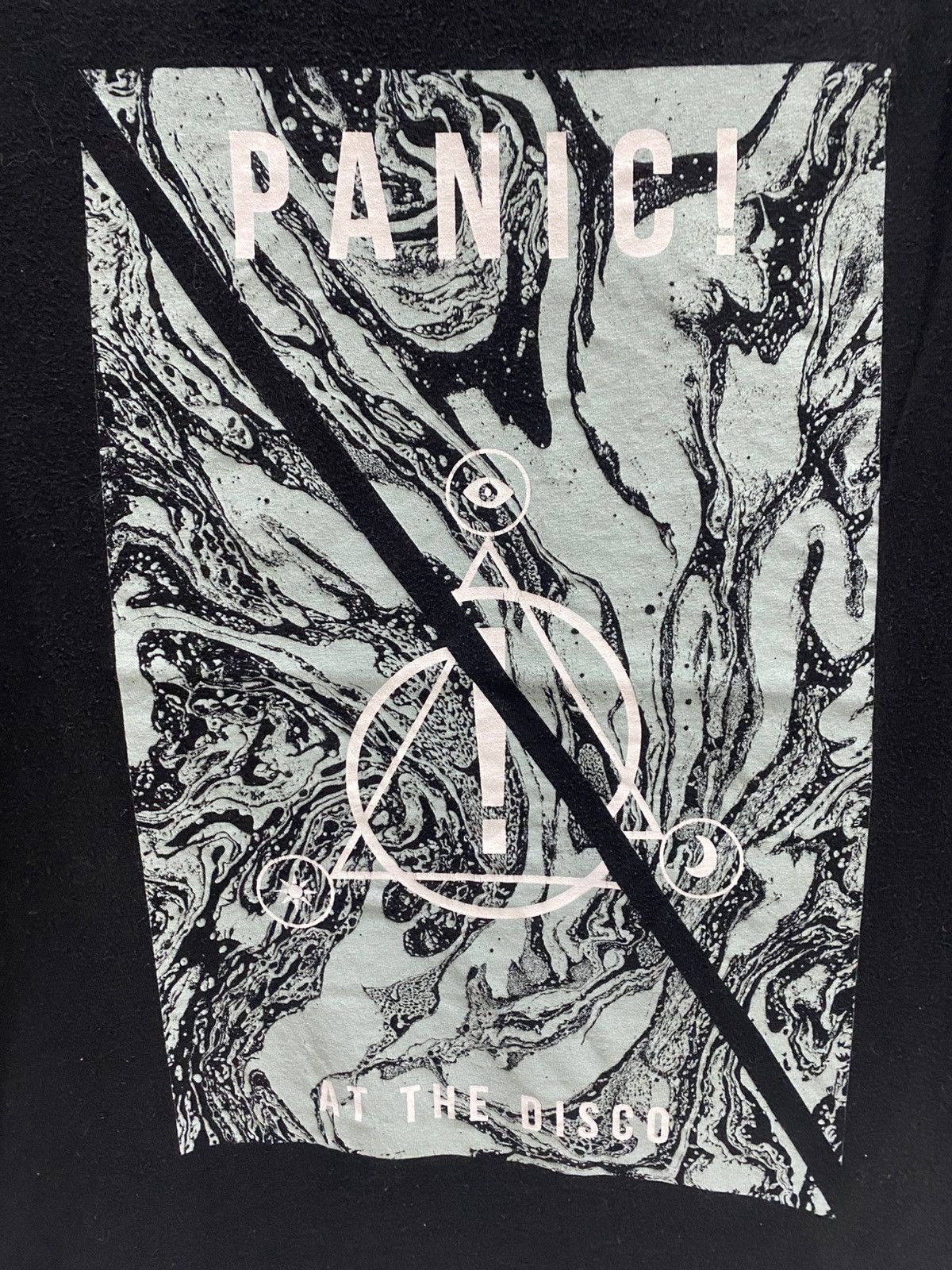 Band Tees PANIC AT THE DISCO TSHIRT Size US M / EU 48-50 / 2 - 2 Thumbnail