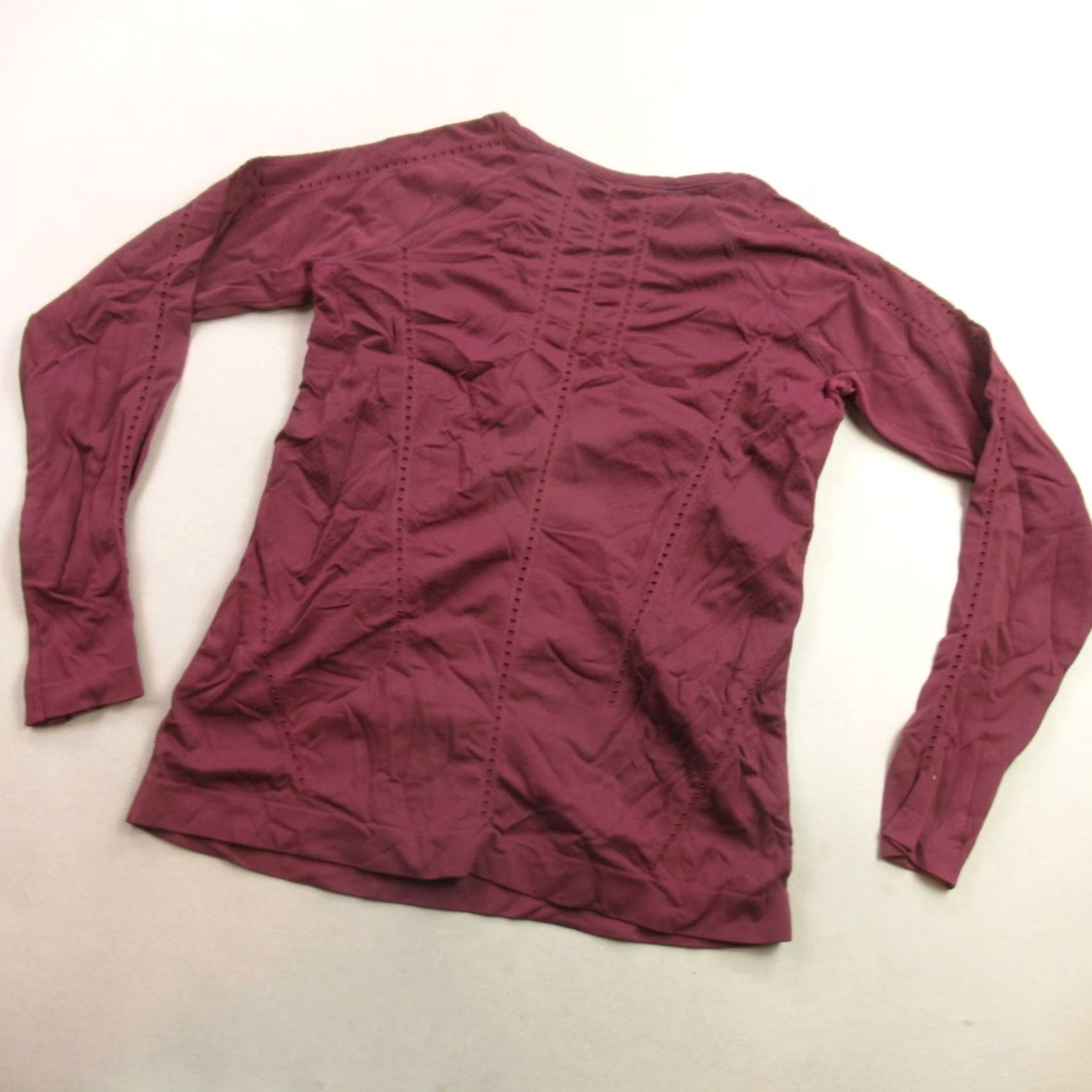 Athleta Athleta Shirt Womens Long Sleeve Crew Neck Burgundy Outdoors Casual L Red Size L / US 10 / IT 46 - 6 Thumbnail