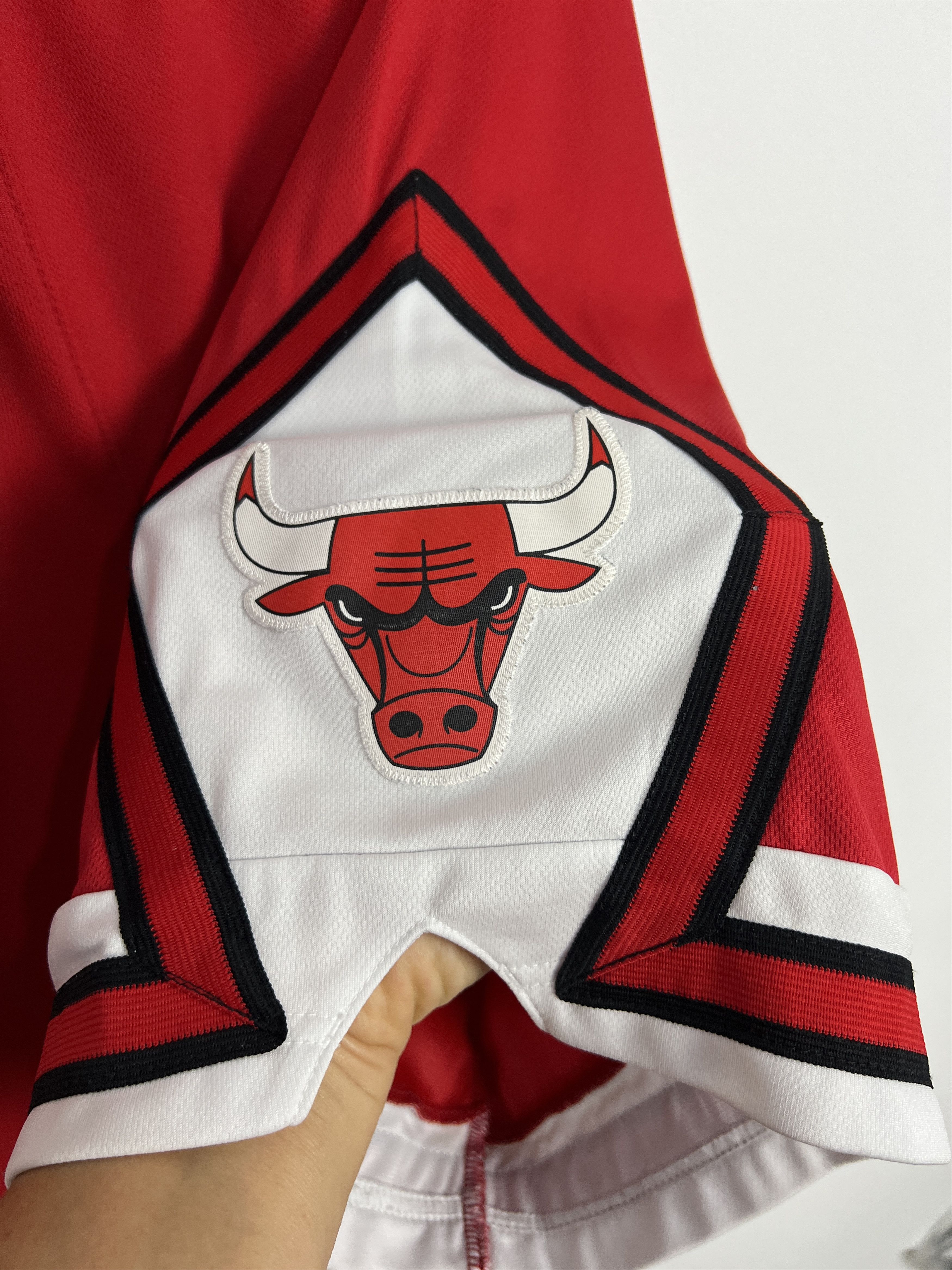 Adidas Vintage Chicago Bulls Derrick Rose NBA Shorts Rare Hype Size US 32 / EU 48 - 3 Thumbnail