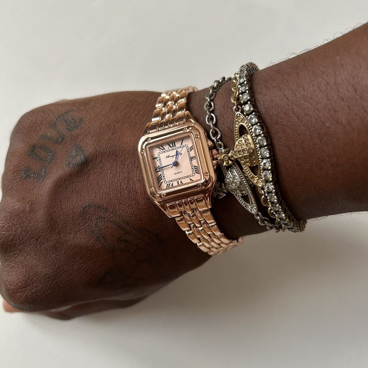 Vintage Vintage 90s retro luxury style quartz rose gold watch Size ONE SIZE - 4 Thumbnail