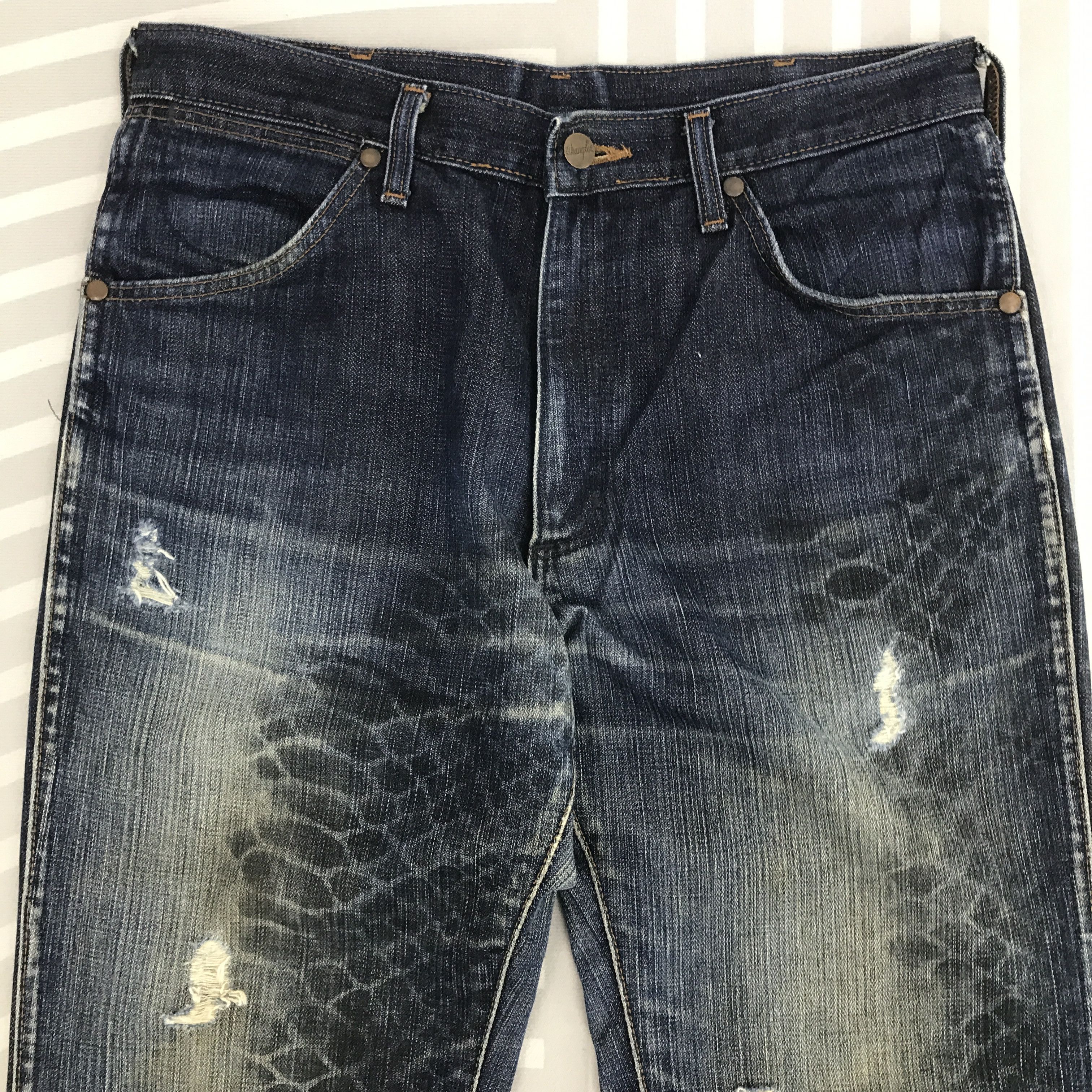 Vintage × Wrangler Flare Wrangler Distressed Bootcut Denim jeans pants Size US 32 / EU 48 - 2 Thumbnail