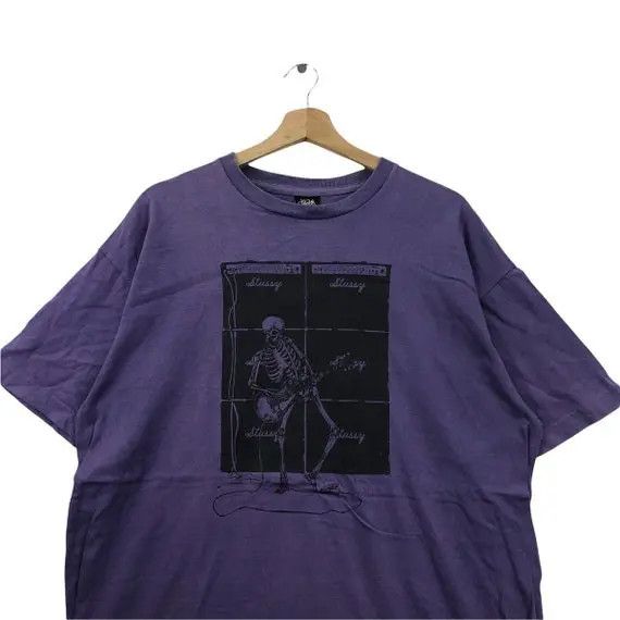 Stussy Vtg STUSSY SKATEBOARD BONES Skull Painting Tee Shirt Size US L / EU 52-54 / 3 - 2 Thumbnail
