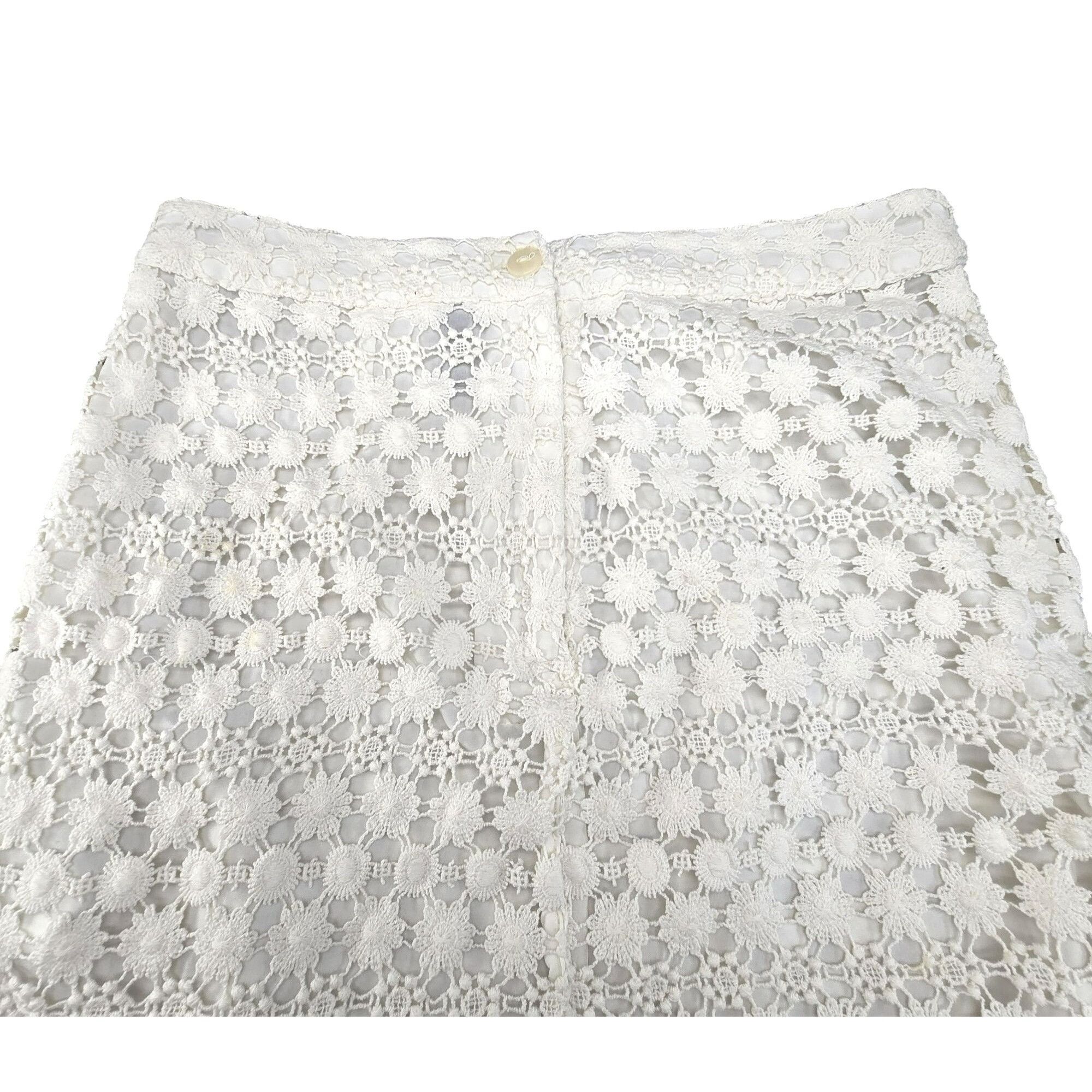 H&M White Lace Mini Skirt By H&M Divided Size 2 Floral Crochet W Size 26" / US 2 / IT 38 - 5 Thumbnail