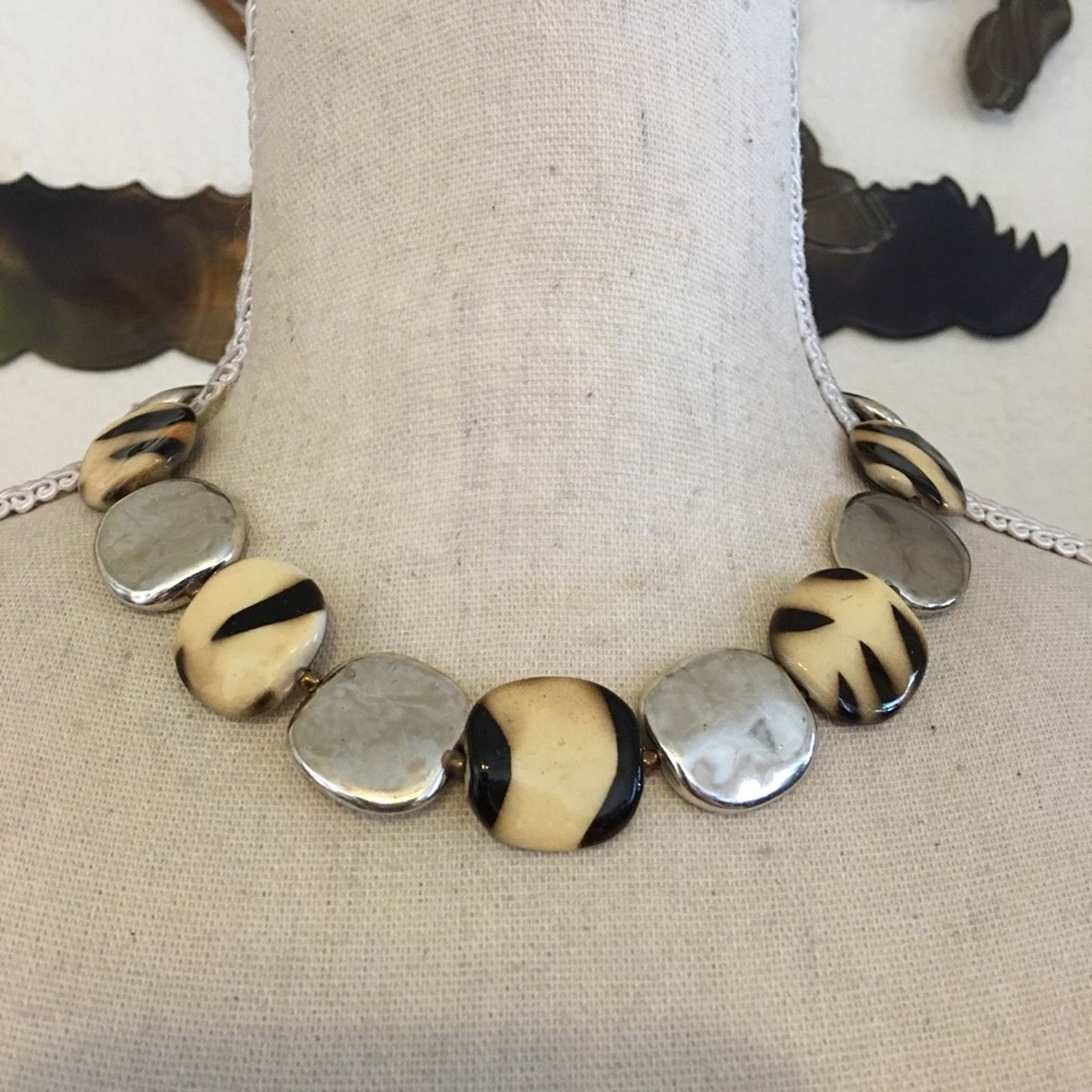 Jewelry EL animal print beaded choker necklace Size ONE SIZE - 1 Thumbnail