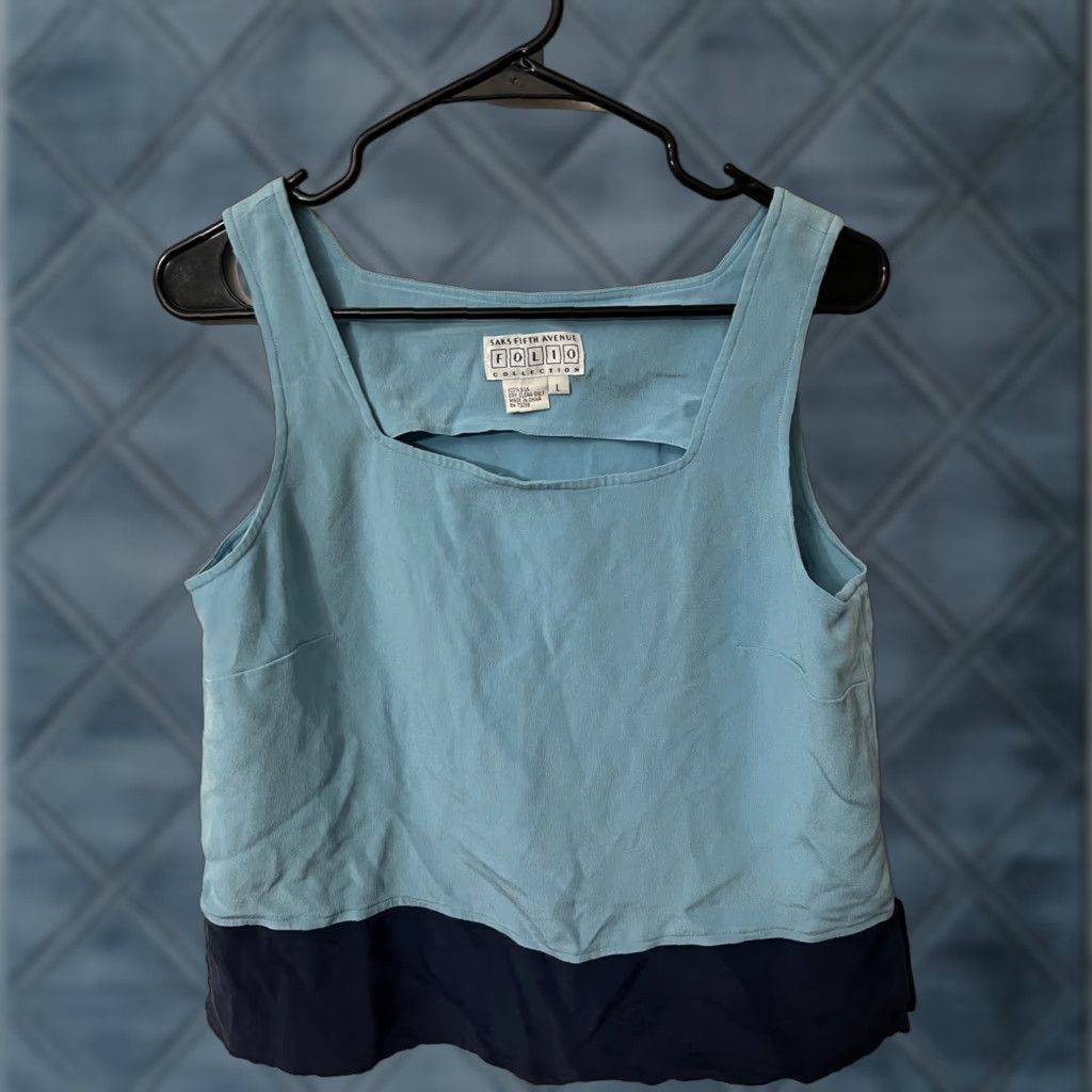 Saks Fifth Avenue VINTAGE Saks Fifth Avenue Silk Sleeveless Tank Top Large Blue Navy Trim Womens Size L / US 10 / IT 46 - 1 Thumbnail