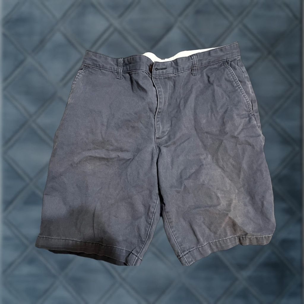 Dockers DOCKERS Men Shorts 34 Gray Solid Flat Front Bermuda Casual Pockets Cotton Adult 34 Gray Bermuda Mens Size US 34 / EU 50 - 1 Thumbnail