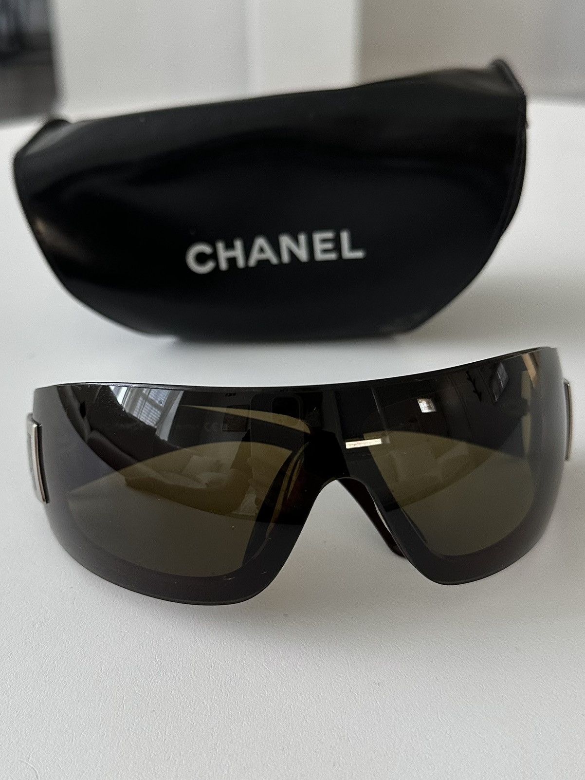 Chanel Chanel olive ski mask Sunglasses Size ONE SIZE - 5 Thumbnail