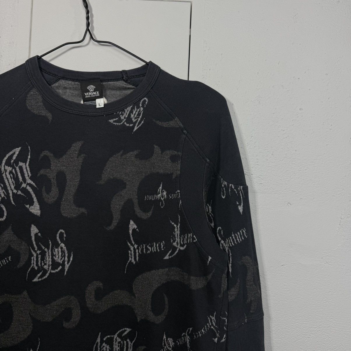 Versace Vintage Avant Garde Long Sleeve Versace Size US L / EU 52-54 / 3 - 8 Thumbnail
