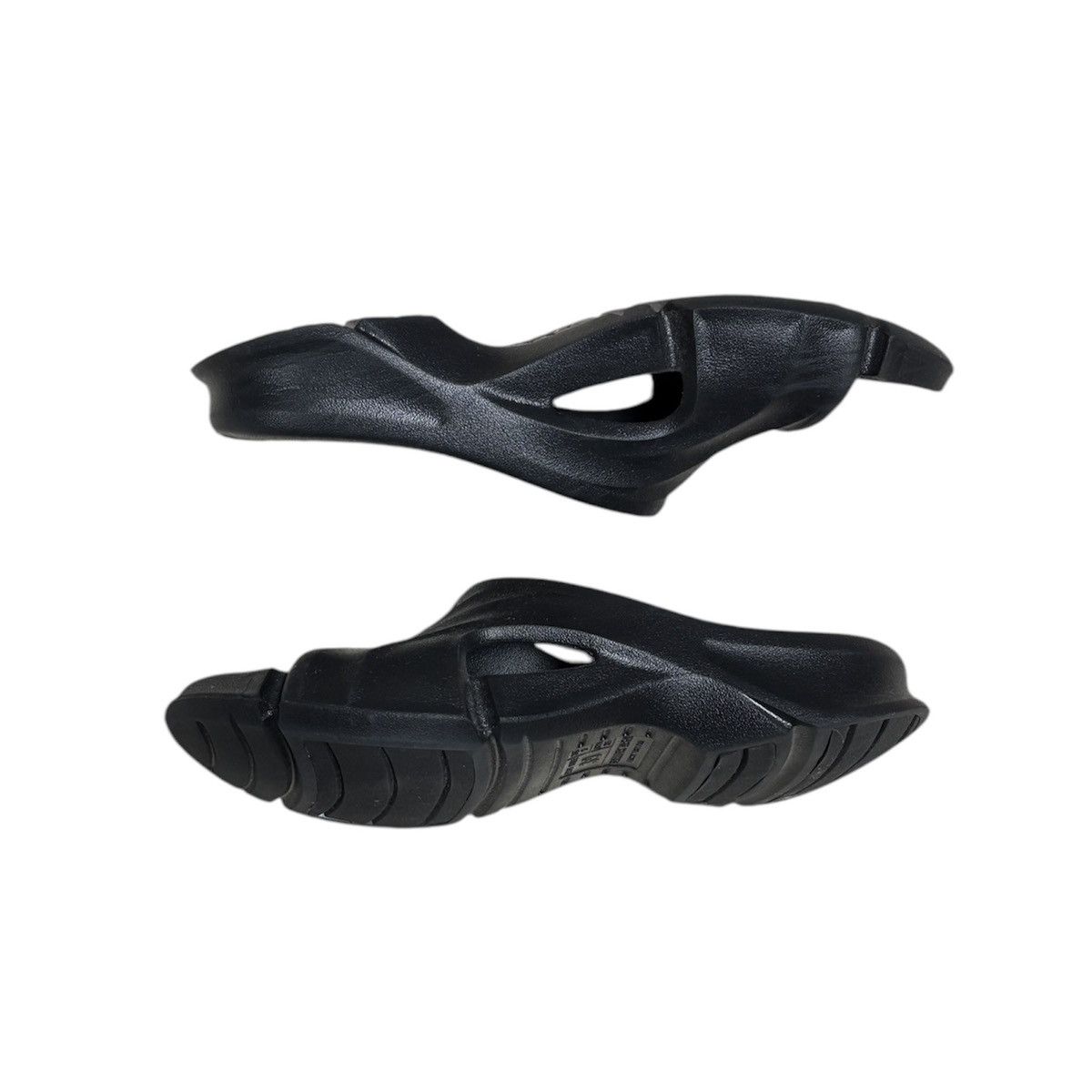Balenciaga SS2021 BALENCIAGA BY DEMNA MOLD SLIDE RUNWAY Size US 9 / EU 42 - 3 Thumbnail