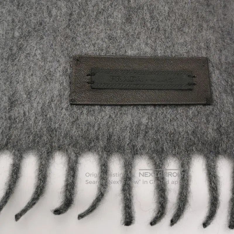 Prada Prada Cashmere Logo Fringe Scarf. Size ONE SIZE - 3 Thumbnail