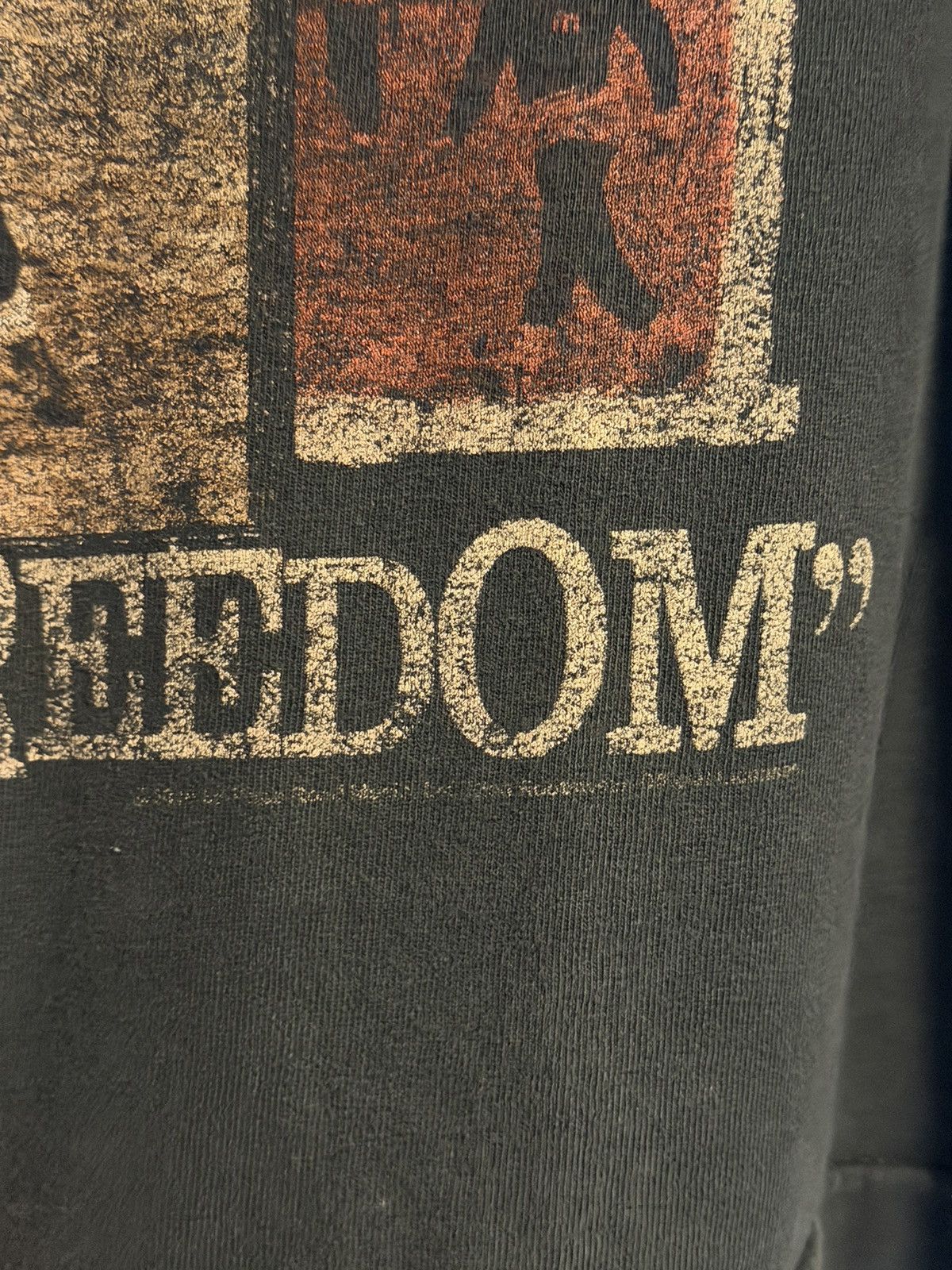 Vintage Vintage Bob Marley “Football is Freedom” graphic tee Size US XL / EU 56 / 4 - 3 Thumbnail