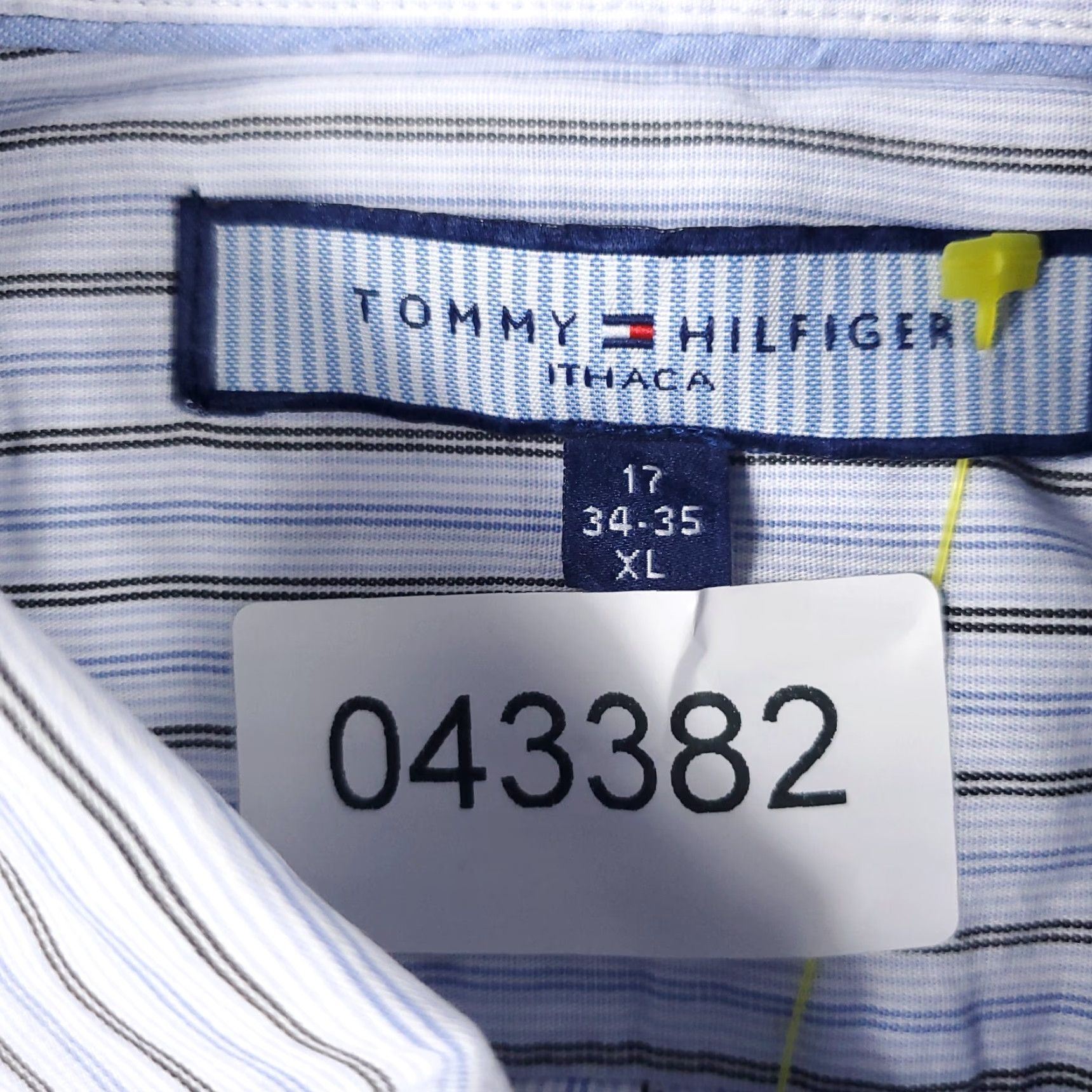 Tommy Hilfiger Tommy Hilfiger Button-Up Shirt Mens XL Blue Striped Casual Long Sleeve Classic Modern Preppy Size US XL / EU 56 / 4 - 7 Thumbnail