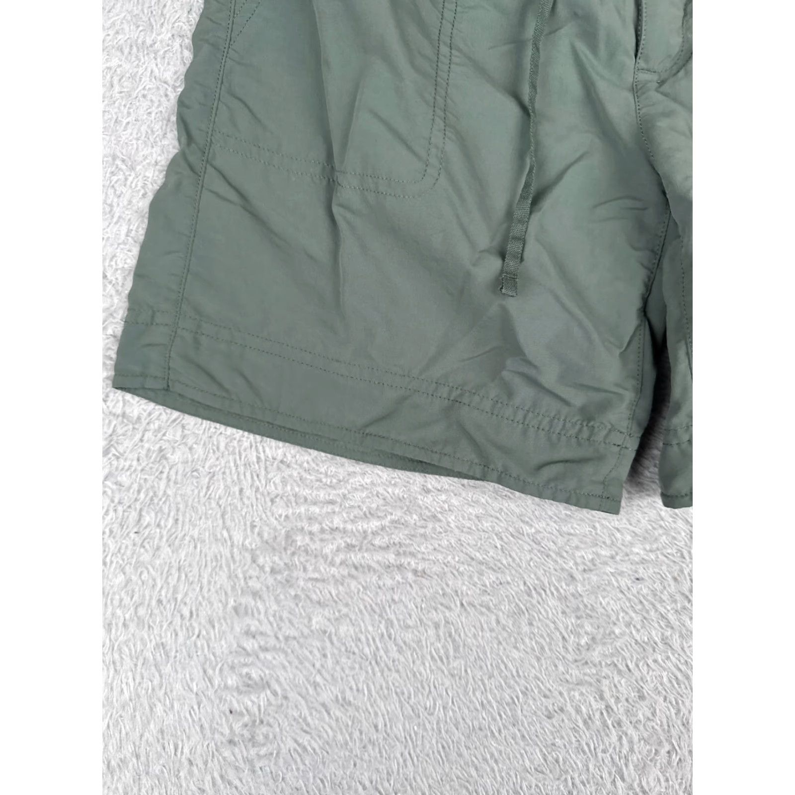 Patagonia Patagonia Shorts Women Size 2 Green Upcountry Lightweight Nylon Hiking Camp 6" Size 26" / US 2 / IT 38 - 4 Thumbnail